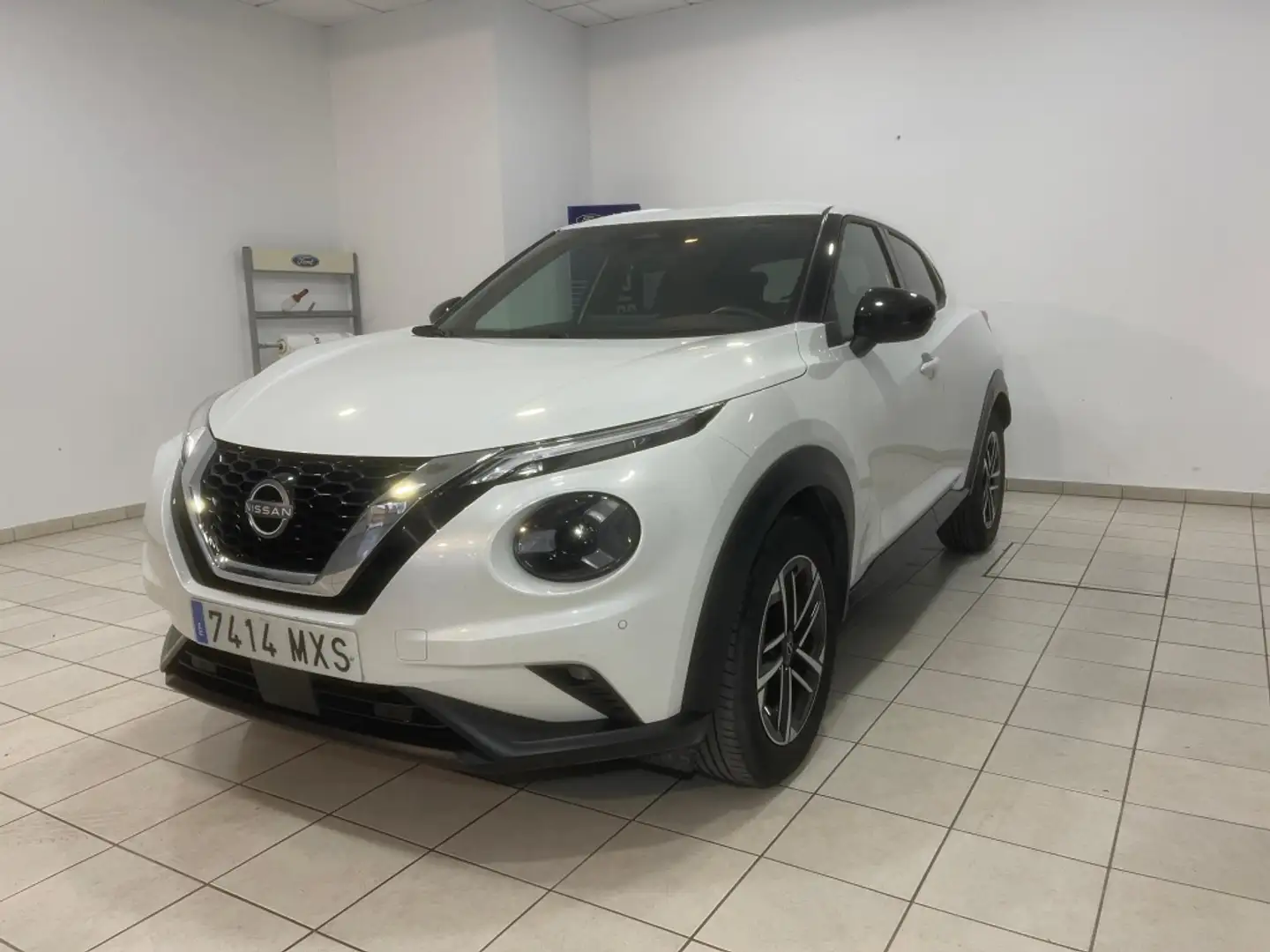 Nissan Juke 1.0 DIG-T N-Connecta 4x2 84kW Blanco - 2