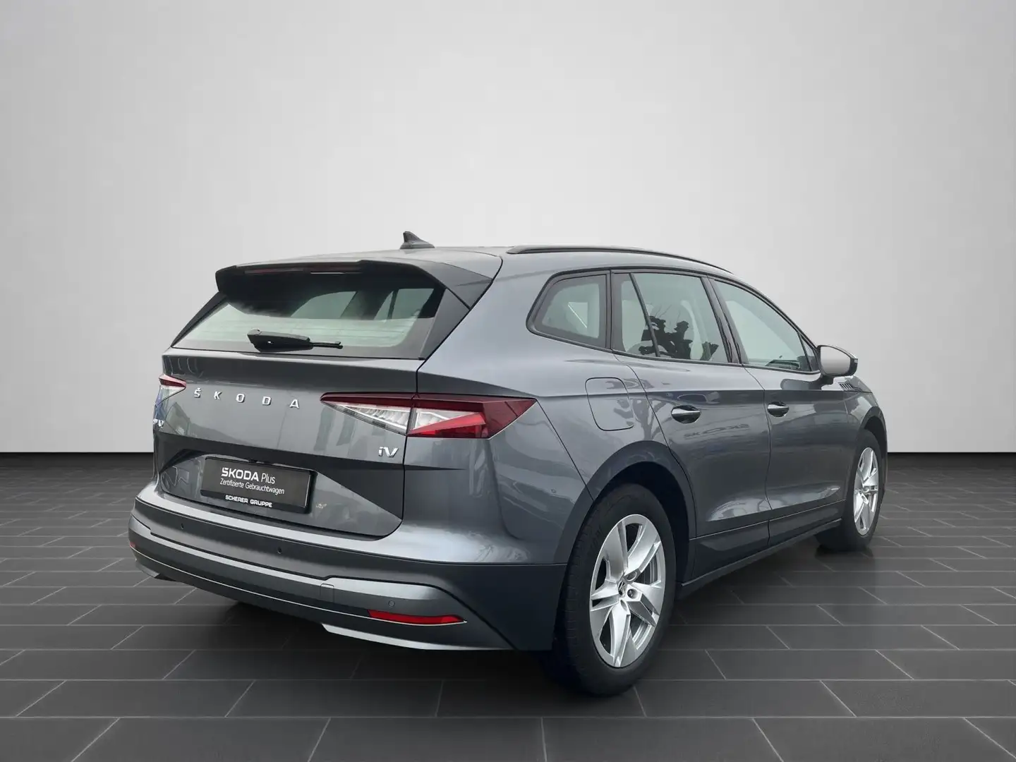 Skoda Enyaq iV 50 Loft Grau - 2