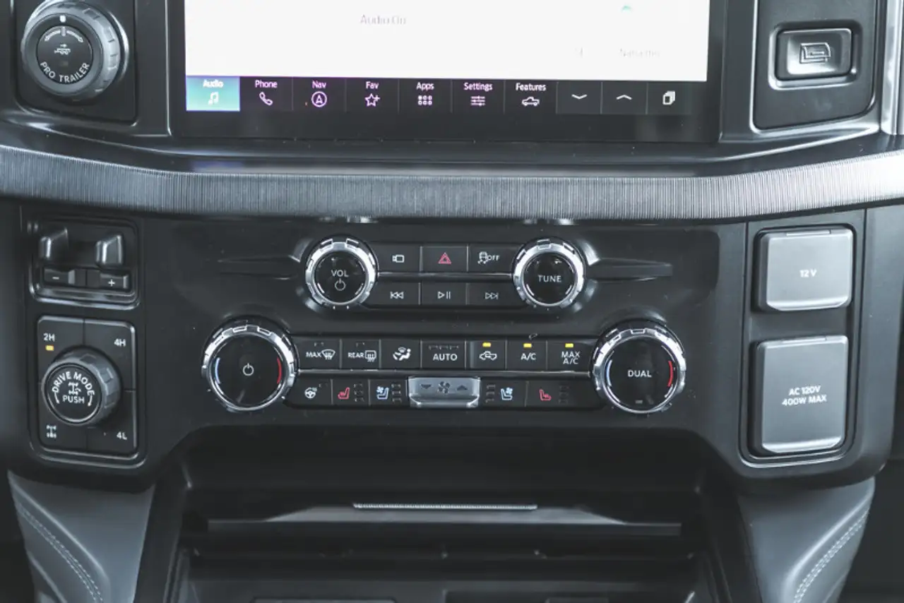 Ford F 350 снимка Ford F 350