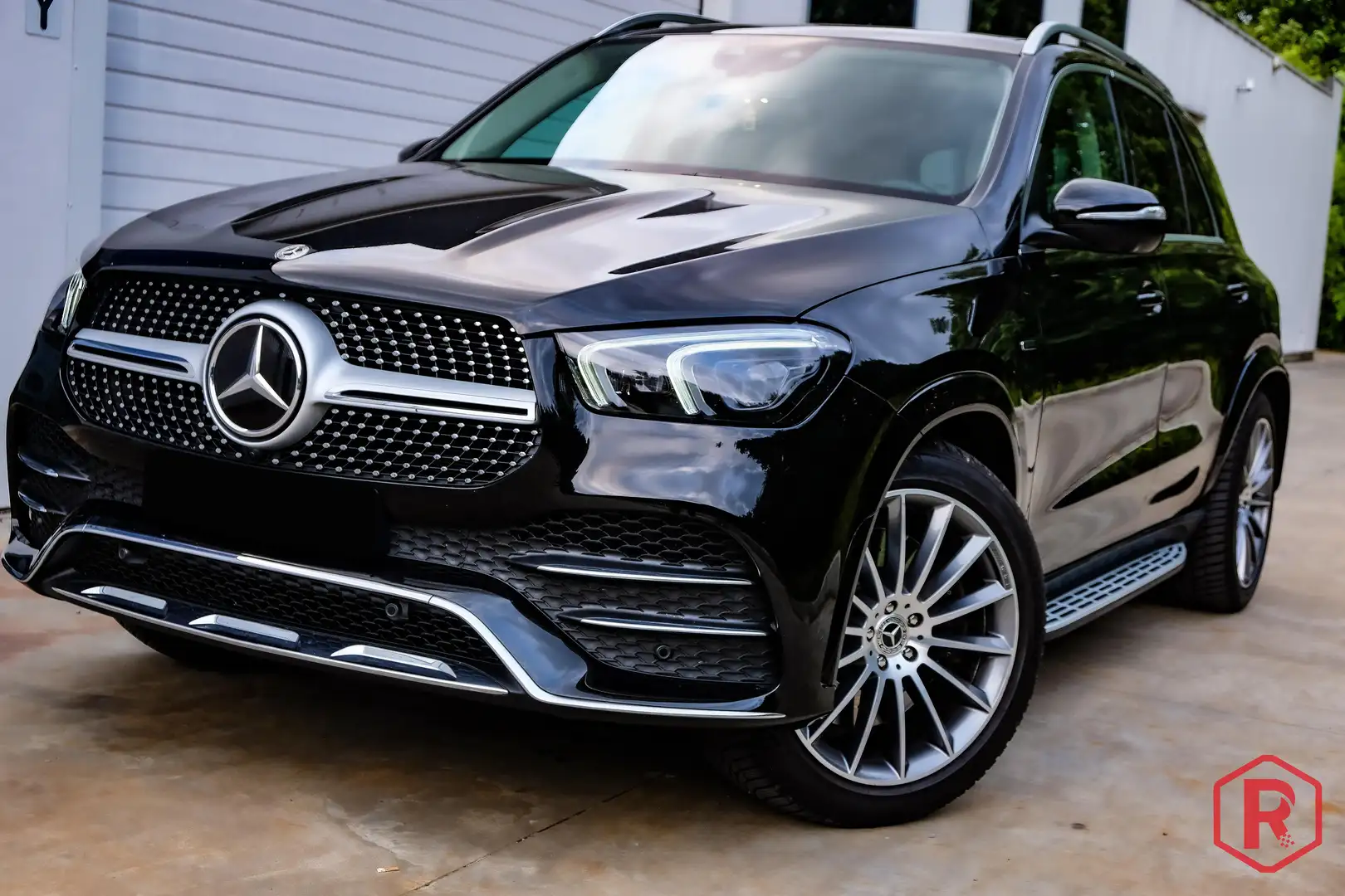 Mercedes-Benz GLE 350 de AMG Pano AdaptieveCruise Luchtvering BTWwagen Black - 1