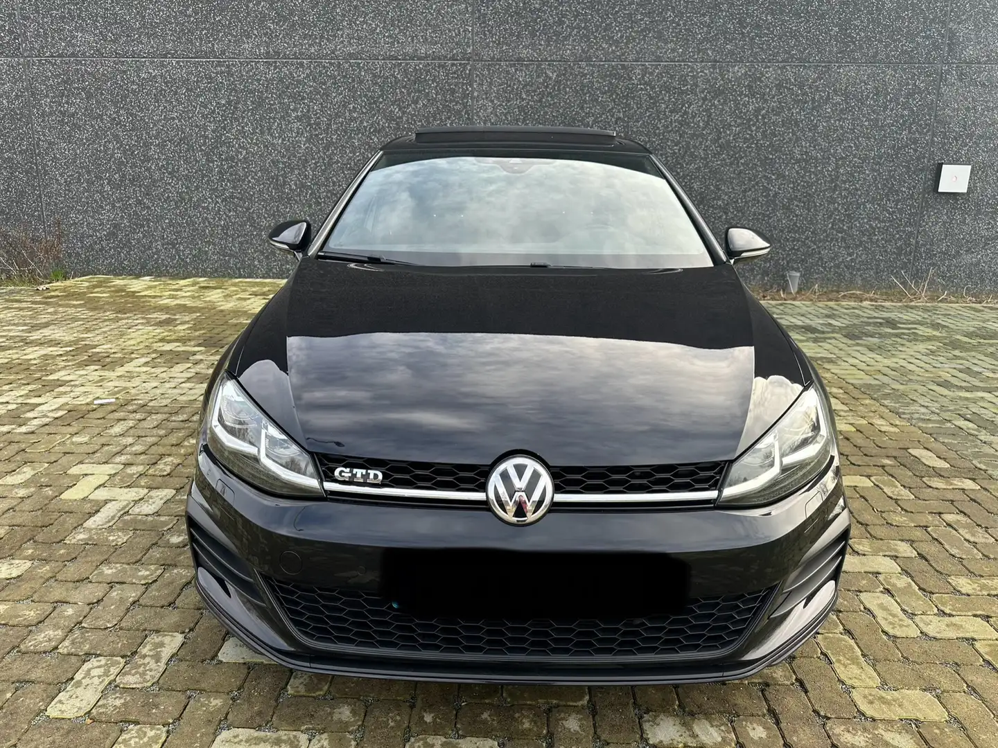 Volkswagen Golf GTD 2.0 DSG. PANO. / CAMERA/APPLE CARPLAY Zwart - 2
