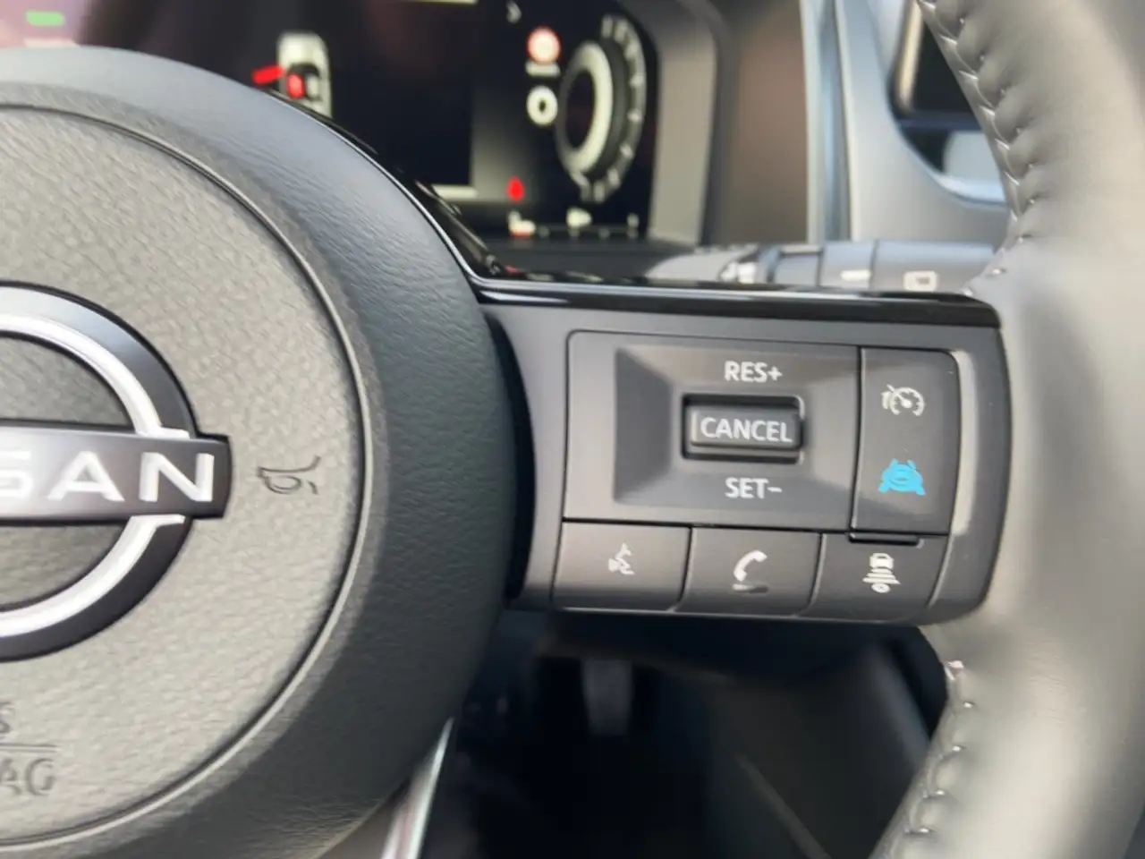 Nissan Qashqai N-CONNECTA 205PS Autom. Winter/HUD/3D-AVM, миниатюра 22