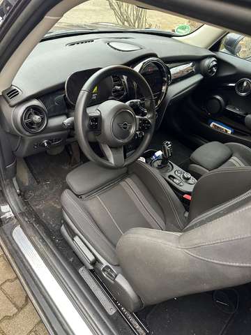 MINI Cooper SE Mini Cooper SE MINI Resolute Edition