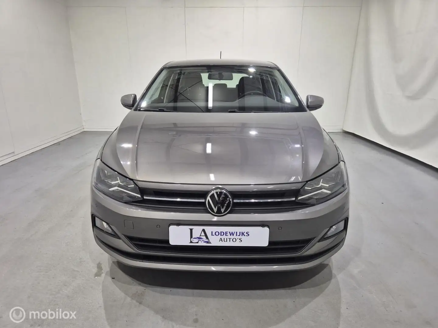 Volkswagen Polo 1.0 TSI Comfortline Grijs - 2