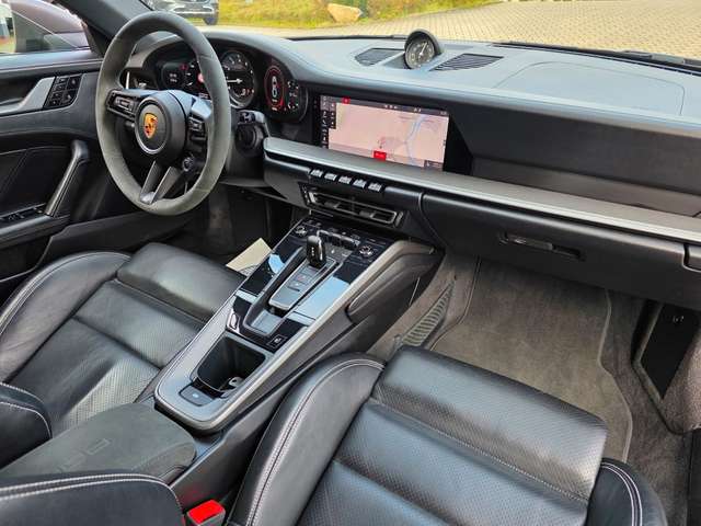 Porsche 992 911 Carrera S Sportabgas/Chrono/LED