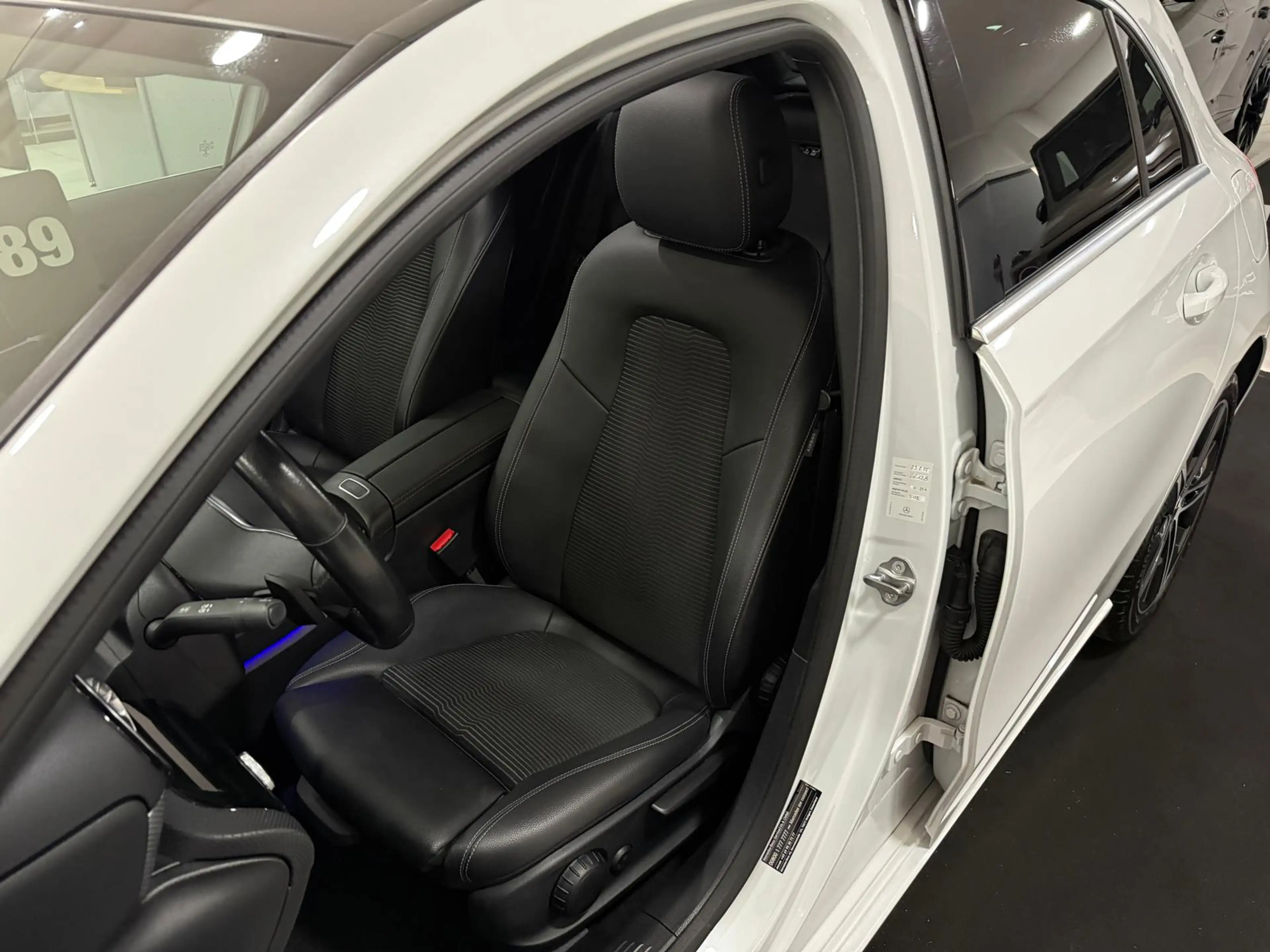 Mercedes-Benz A 200 7G PROGRESSIV*PANO*WIDE*KAM*LED*AMBIENTE* — photo 13