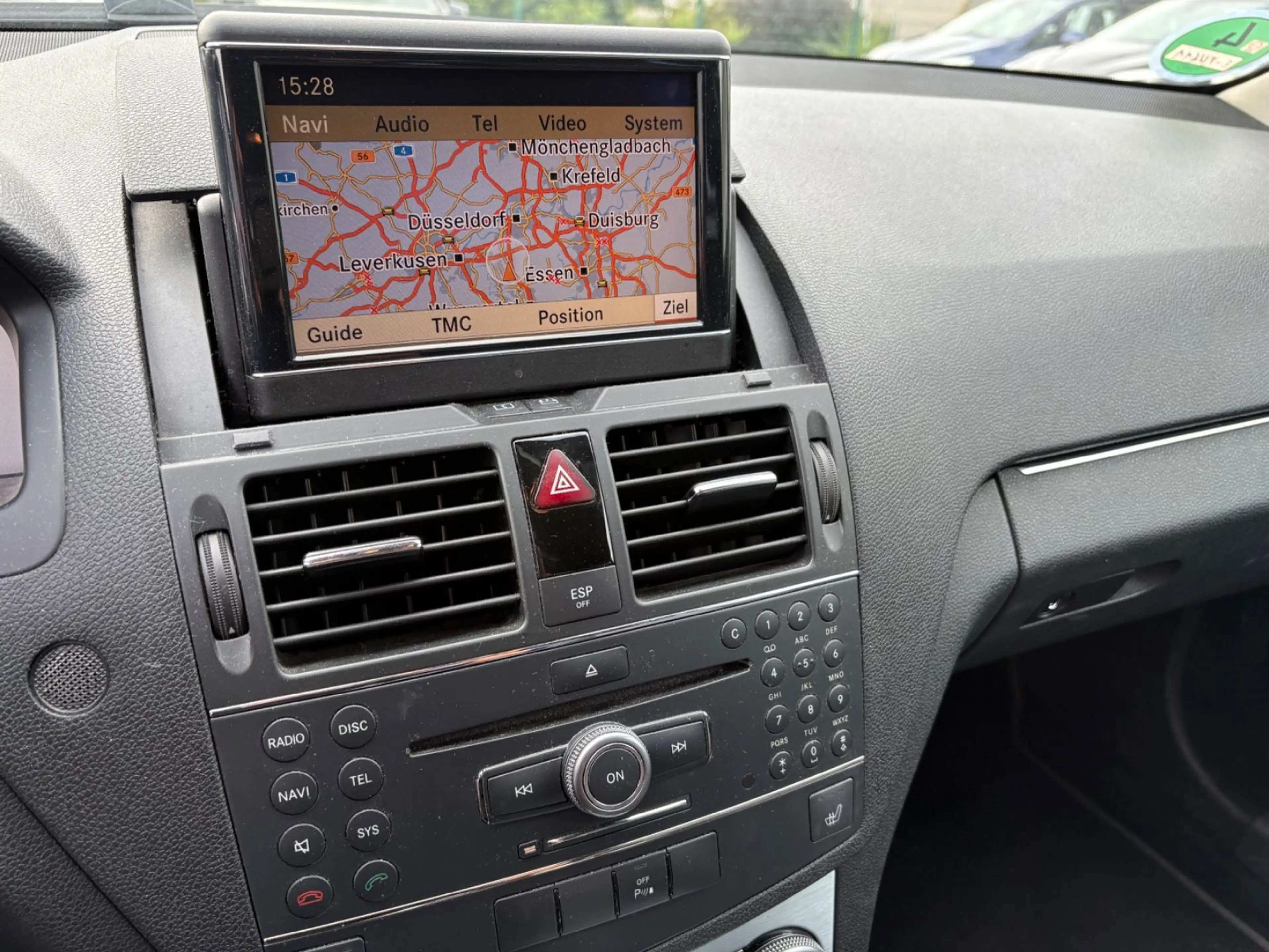Mercedes-Benz C 200 Limousine C 200 Kompressor AMG-OPTIK — photo 26