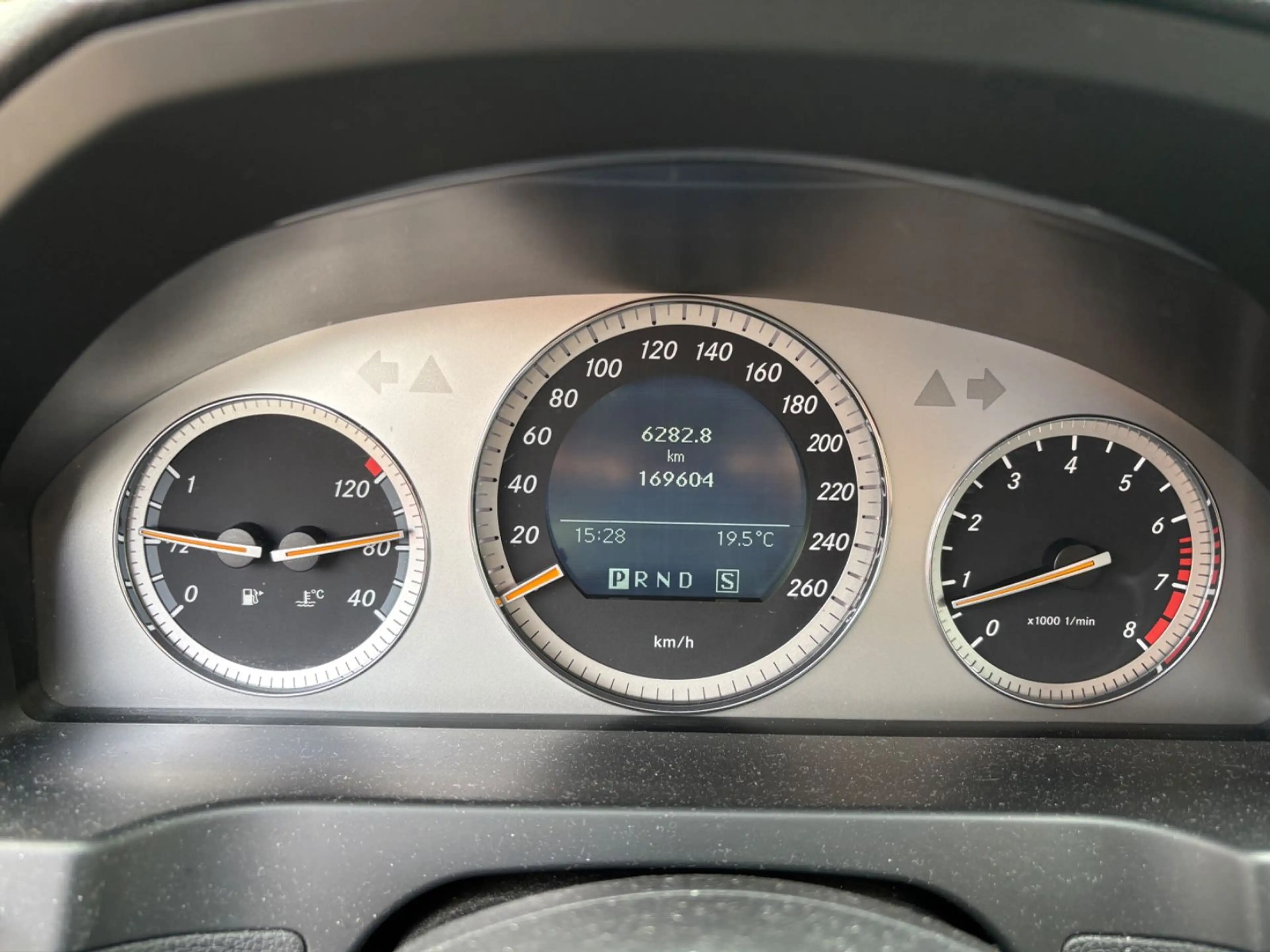 Mercedes-Benz C 200 Limousine C 200 Kompressor AMG-OPTIK — photo 22