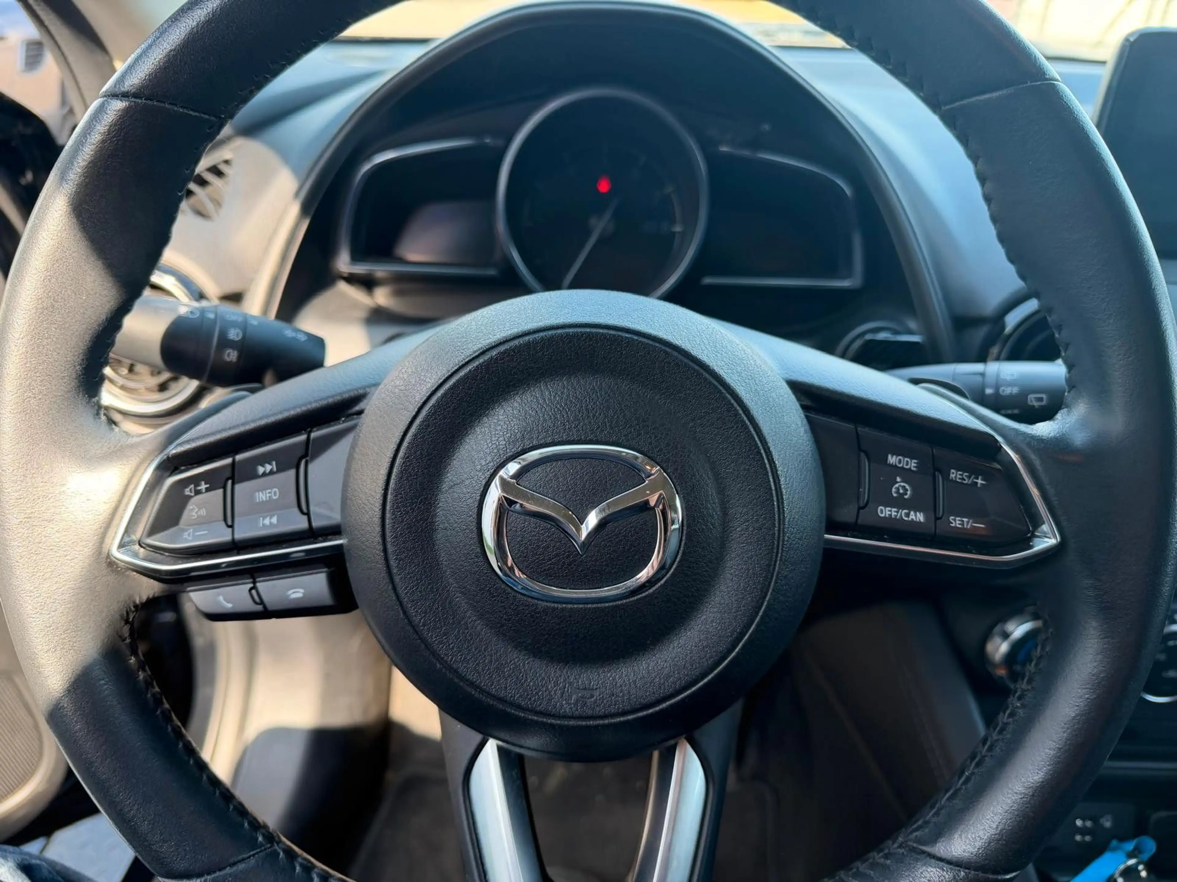 Mazda CX-3 CX-3 Sports-Line/Automatik/R-Kam/Leder/Navi/SHZ — photo 13