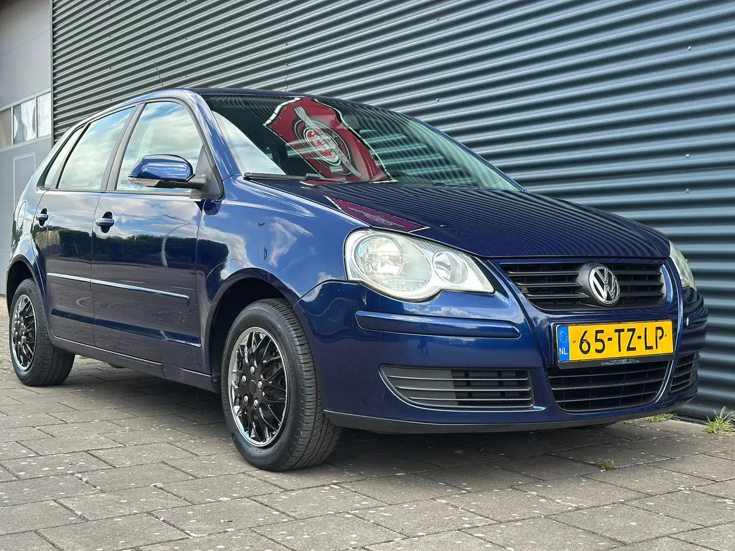 Volkswagen Polo 1.4-16V Optive Blau - 2