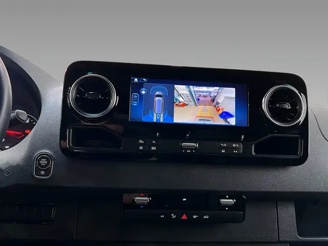 Mercedes-Benz Sprinter view 15