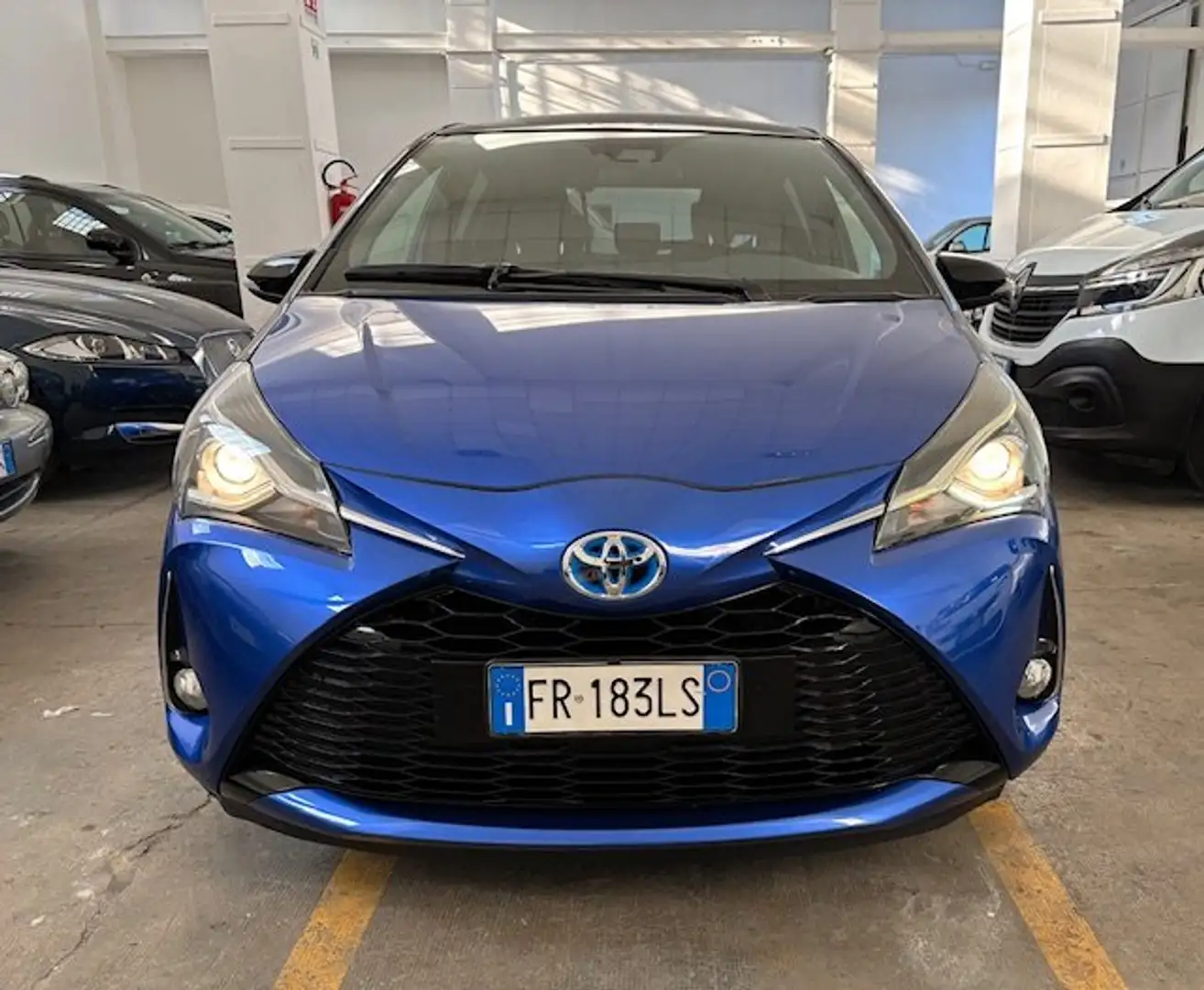 Toyota Yaris Yaris 5p 1.5 HYBRID Trend Blue Edit-km 48000!!!!!- Bleu - 1
