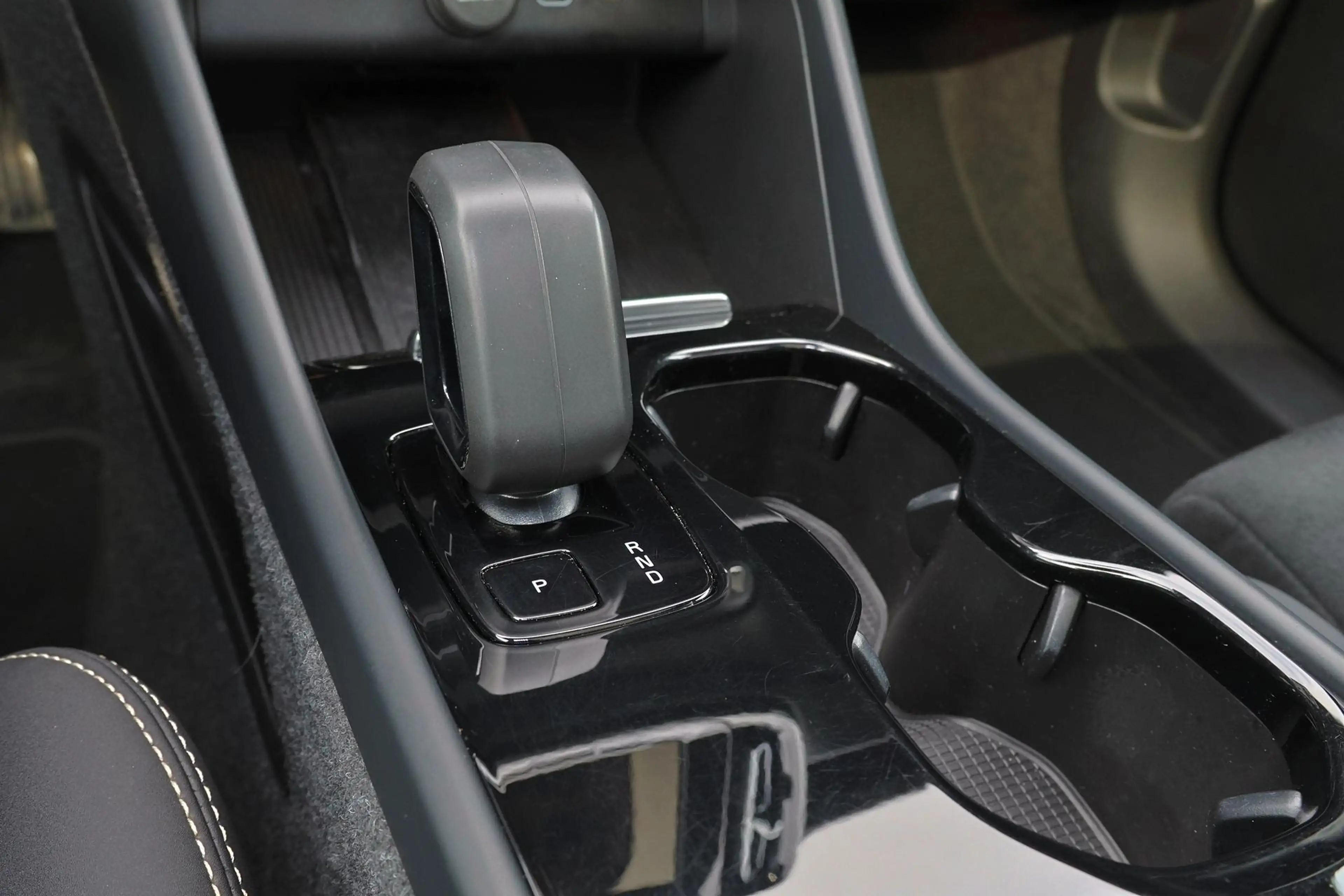 Volvo C40 Extended Range Ultimate 82 kWh - Panoramadak - Int — photo 11