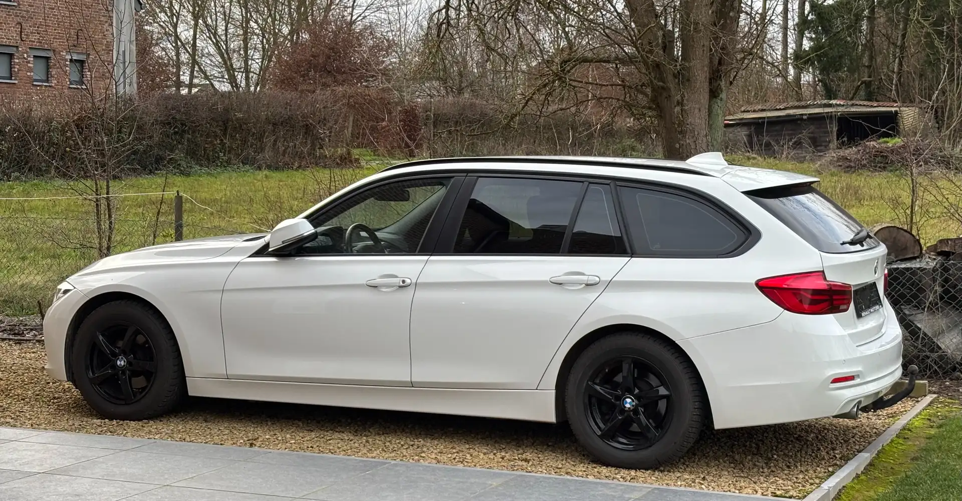 BMW 318 Touring 318 dA Blanc - 2