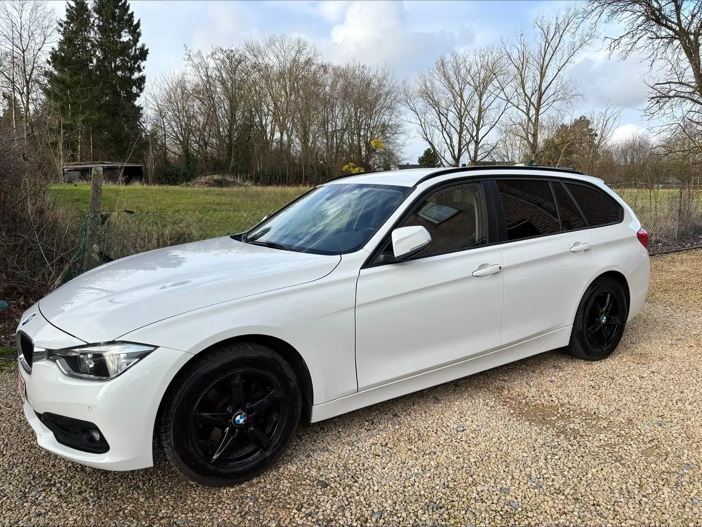 BMW 318 Touring 318 dA Blanc - 1