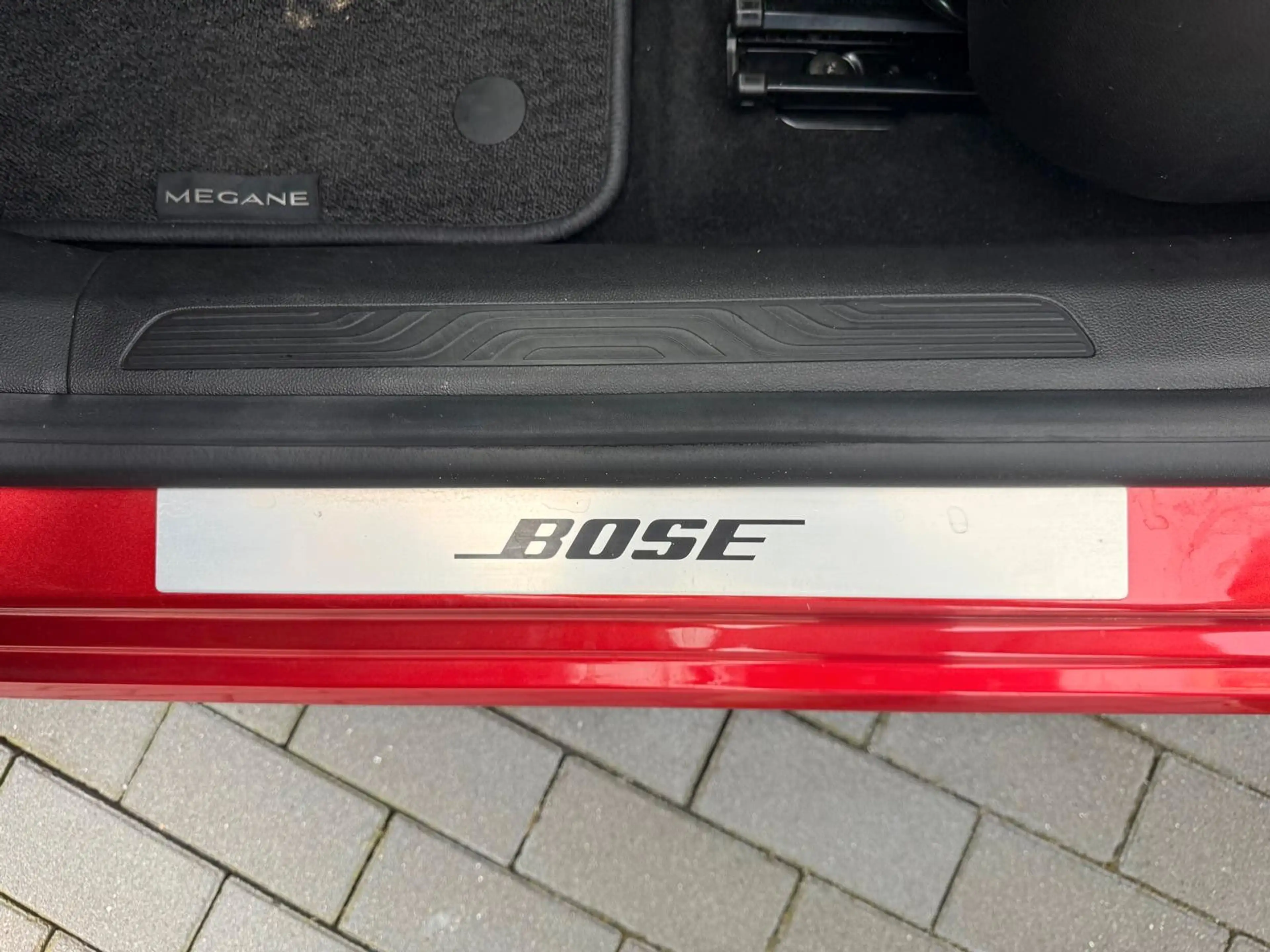 Renault Megane IV Grandtour BOSE-Edition — photo 14
