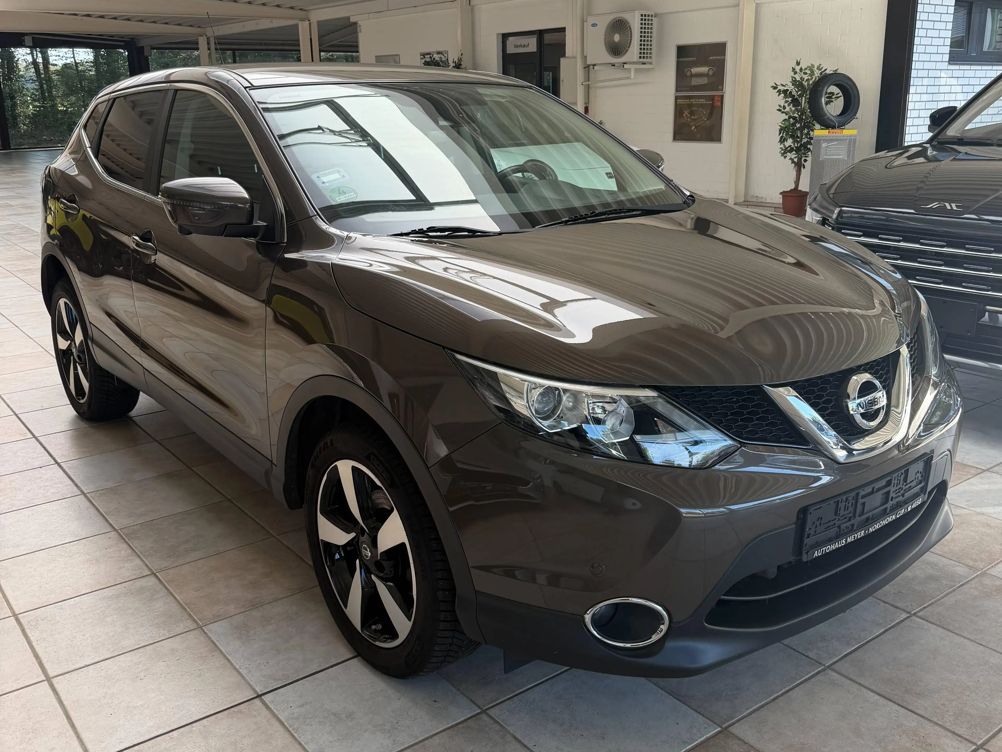 Nissan Qashqai Qashqai 1.2 DIG-T N-Connecta — photo 2