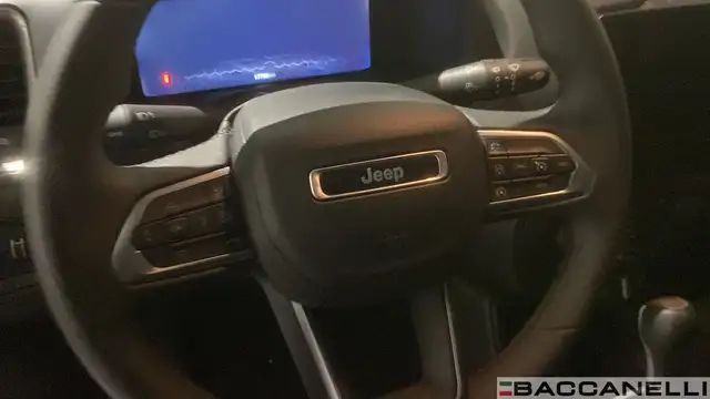 Jeep Renegade view 14