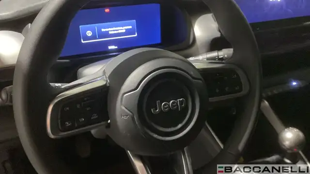 Jeep Renegade view 12