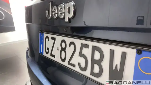 Jeep Renegade view 7