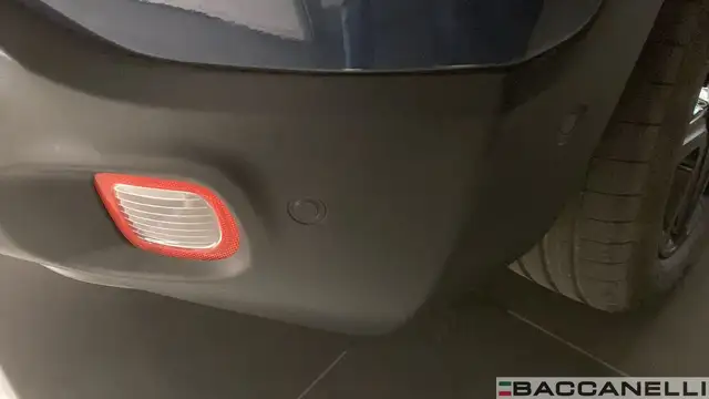 Jeep Renegade view 23