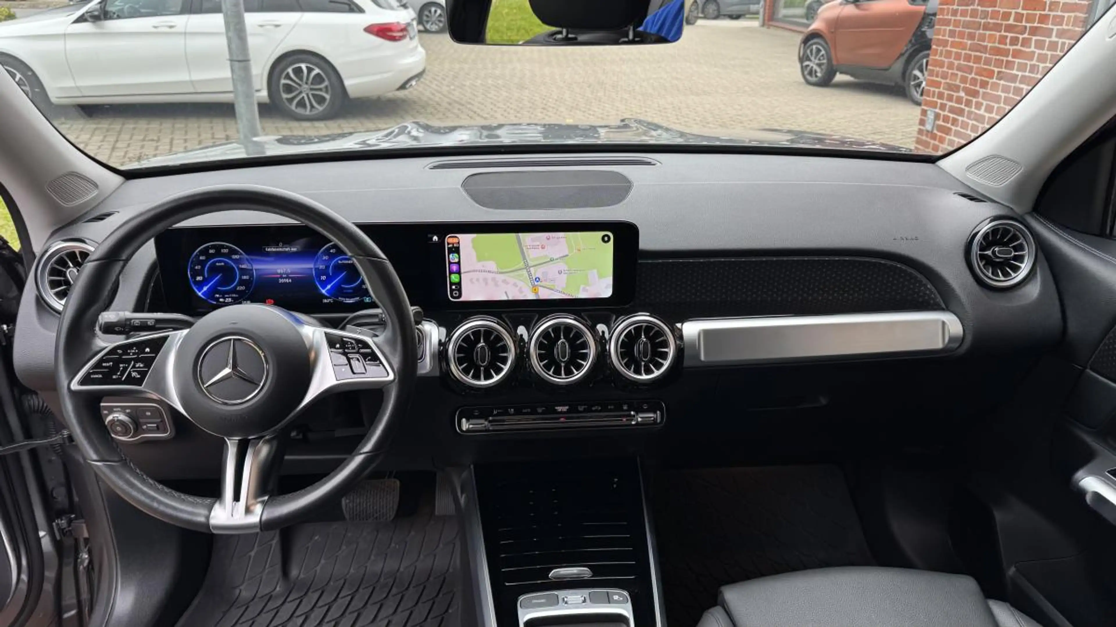 Mercedes-Benz EQB 300 EQB 300 4Matic (243.608) — photo 9
