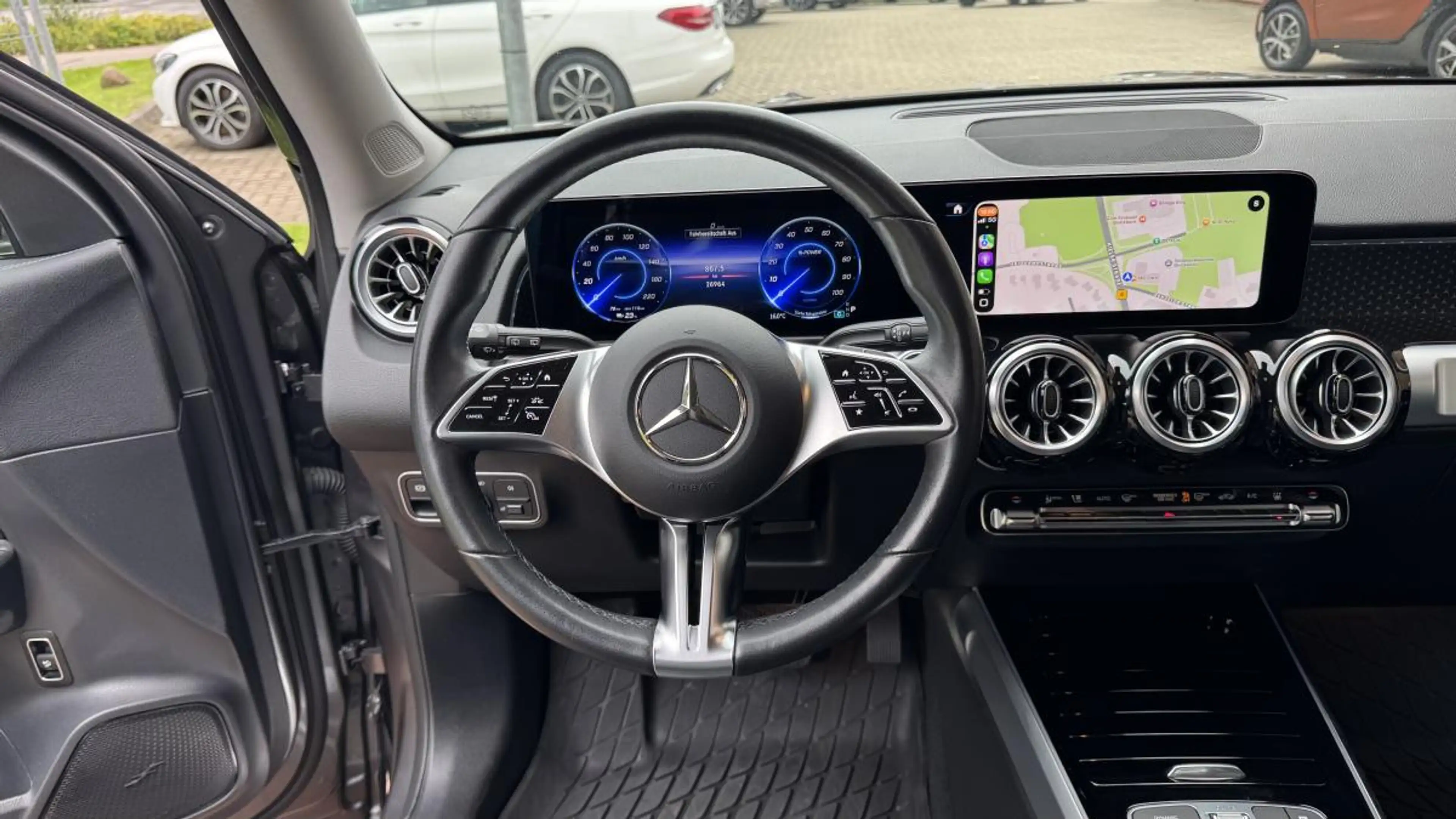 Mercedes-Benz EQB 300 EQB 300 4Matic (243.608) — photo 15