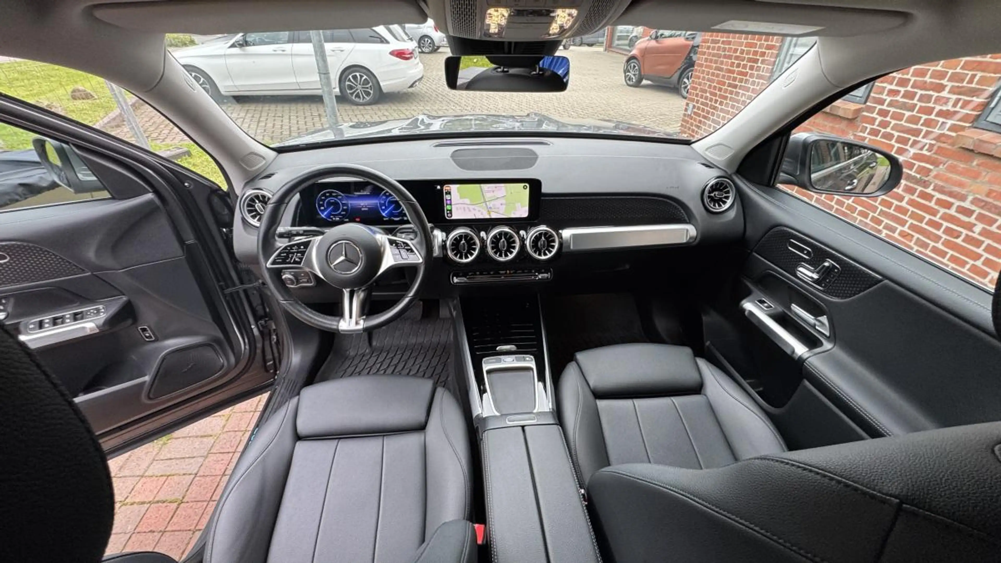 Mercedes-Benz EQB 300 EQB 300 4Matic (243.608) — photo 12
