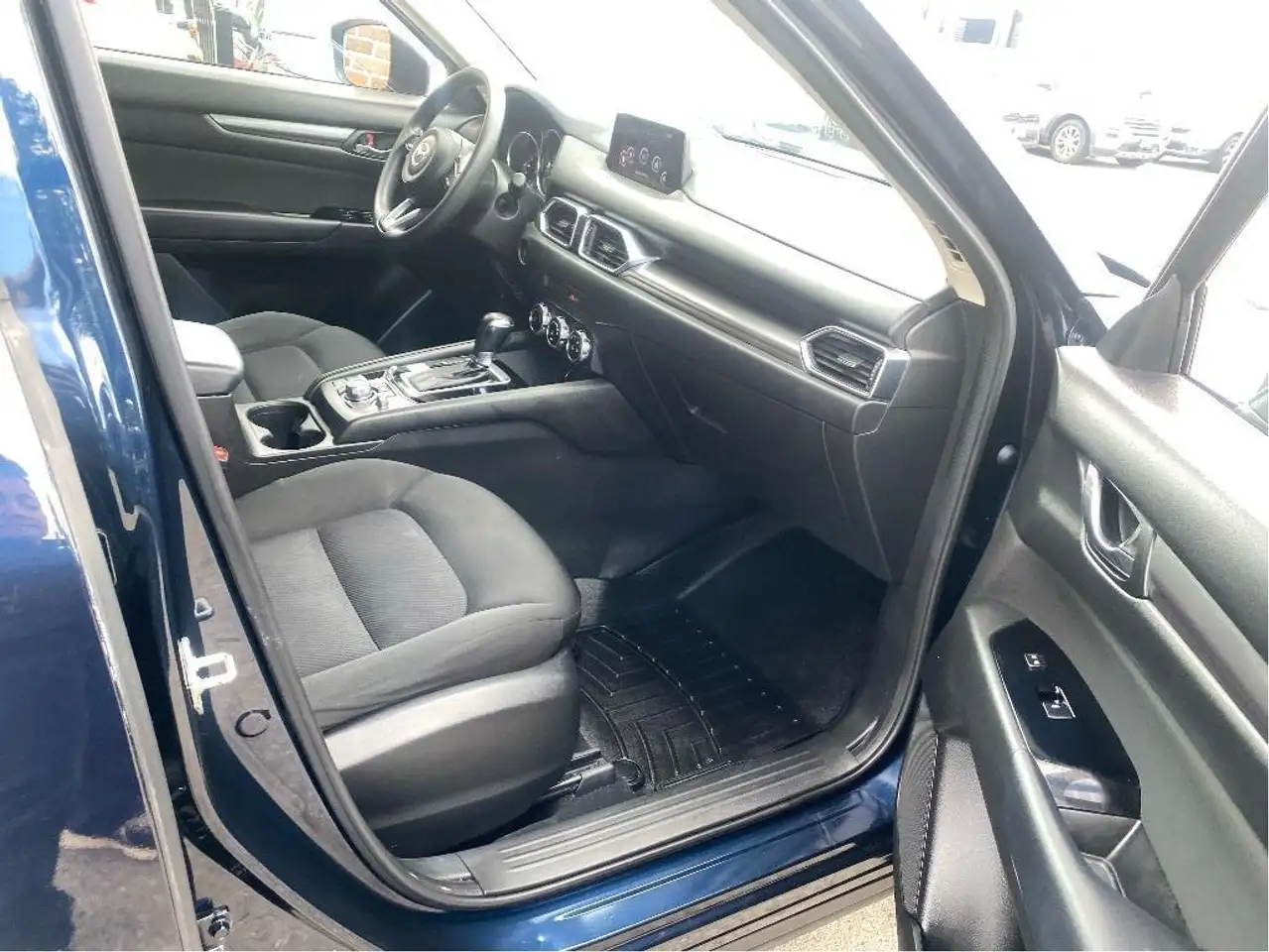 Mazda CX-5 photo Mazda CX-5