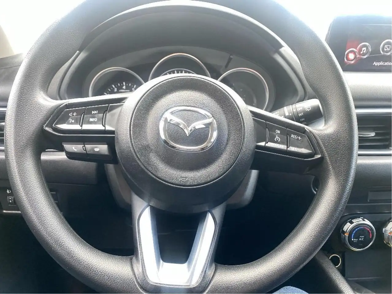 Mazda CX-5 photo Mazda CX-5