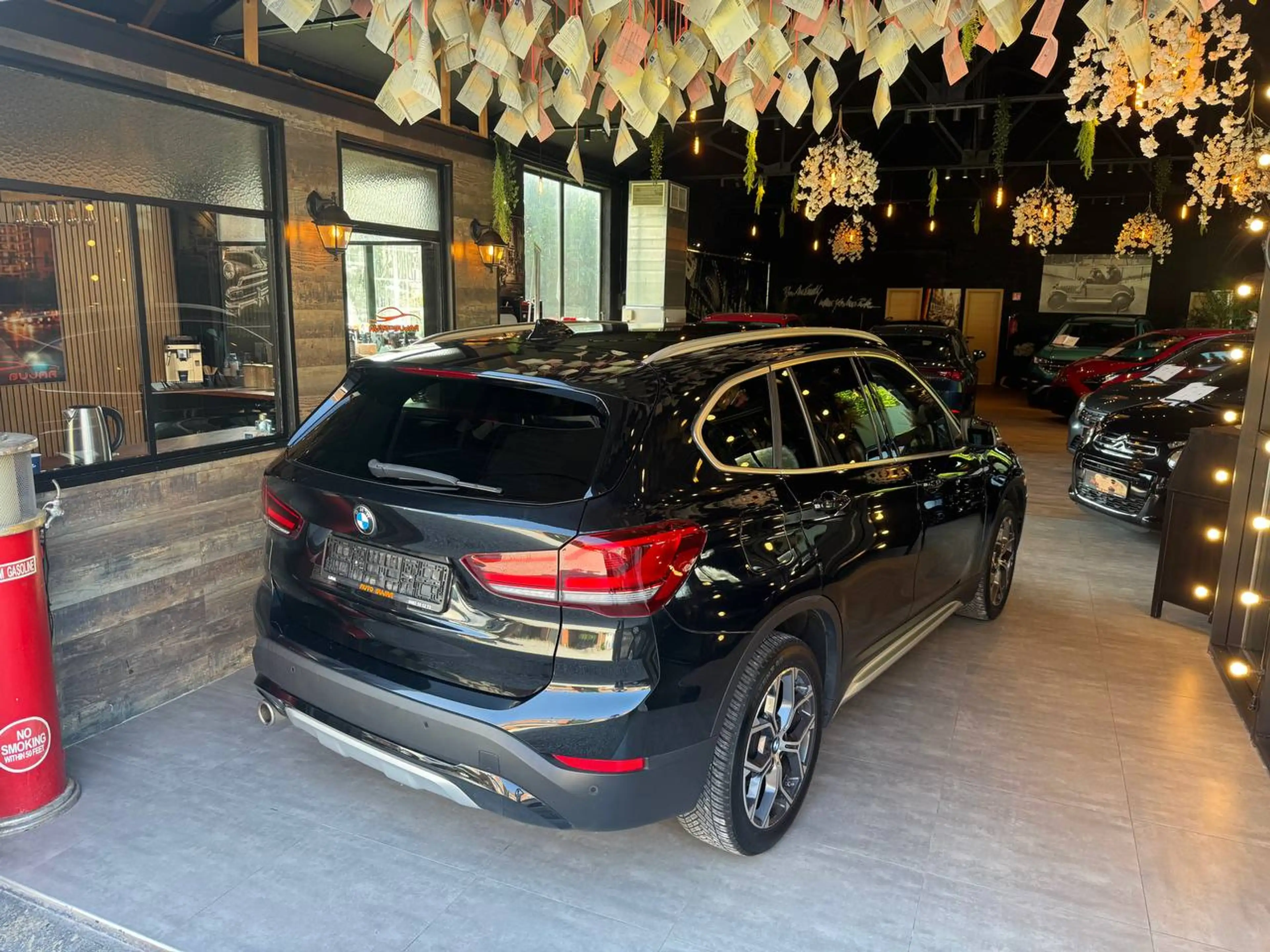 BMW X1 X1 1.5iA sDrive18 **CARPLAY+CAMERA+SIEGES CH+CUIR** — photo 5