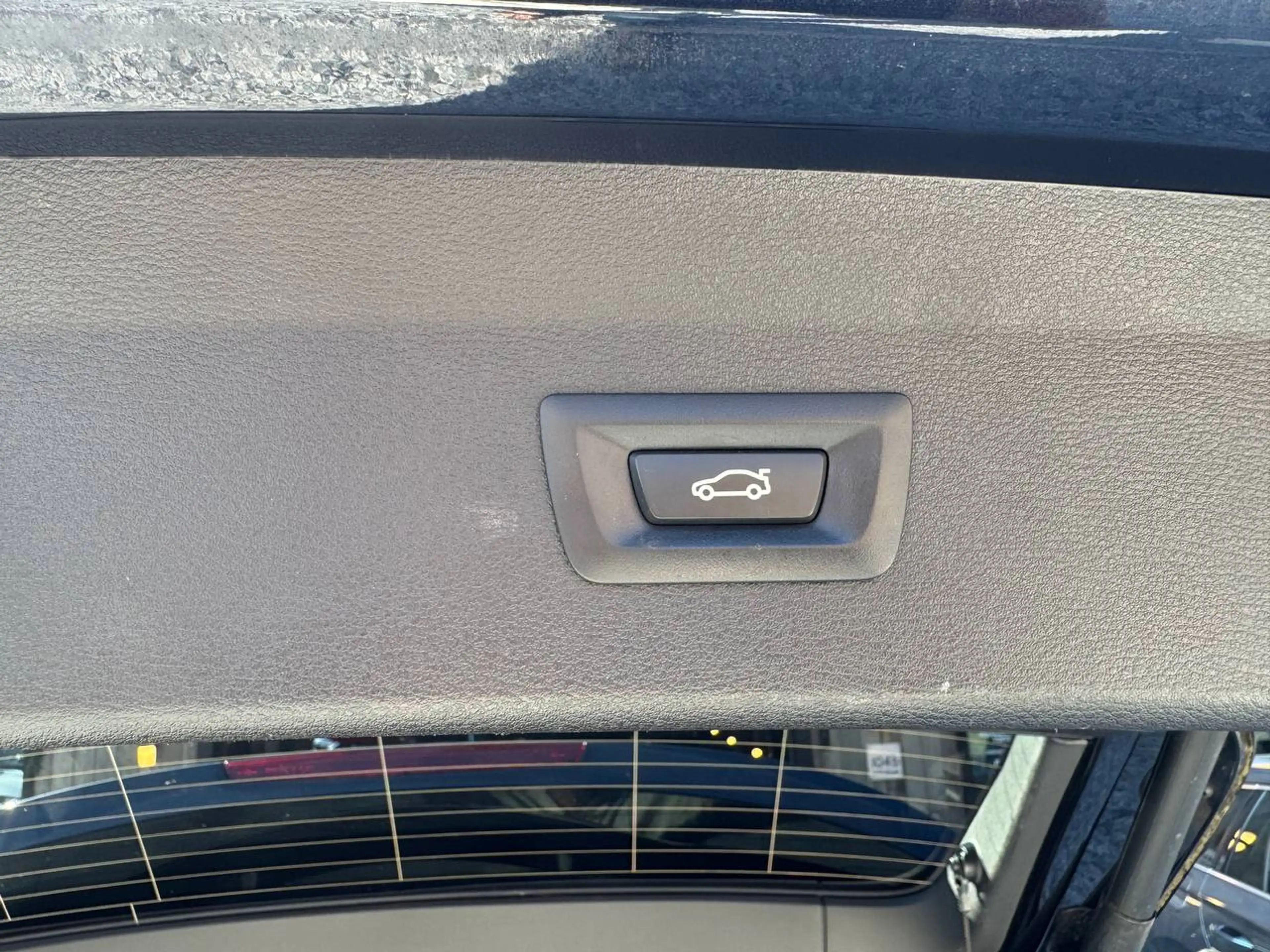BMW X1 X1 1.5iA sDrive18 **CARPLAY+CAMERA+SIEGES CH+CUIR** — photo 15
