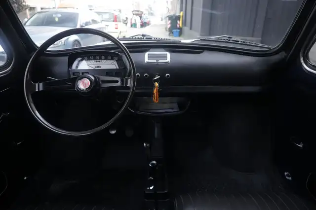 Fiat 500 view 2