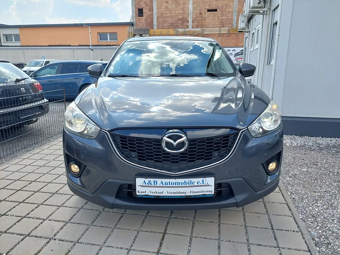 Mazda CX-5 CD150 AWD Attraction Grau - 2