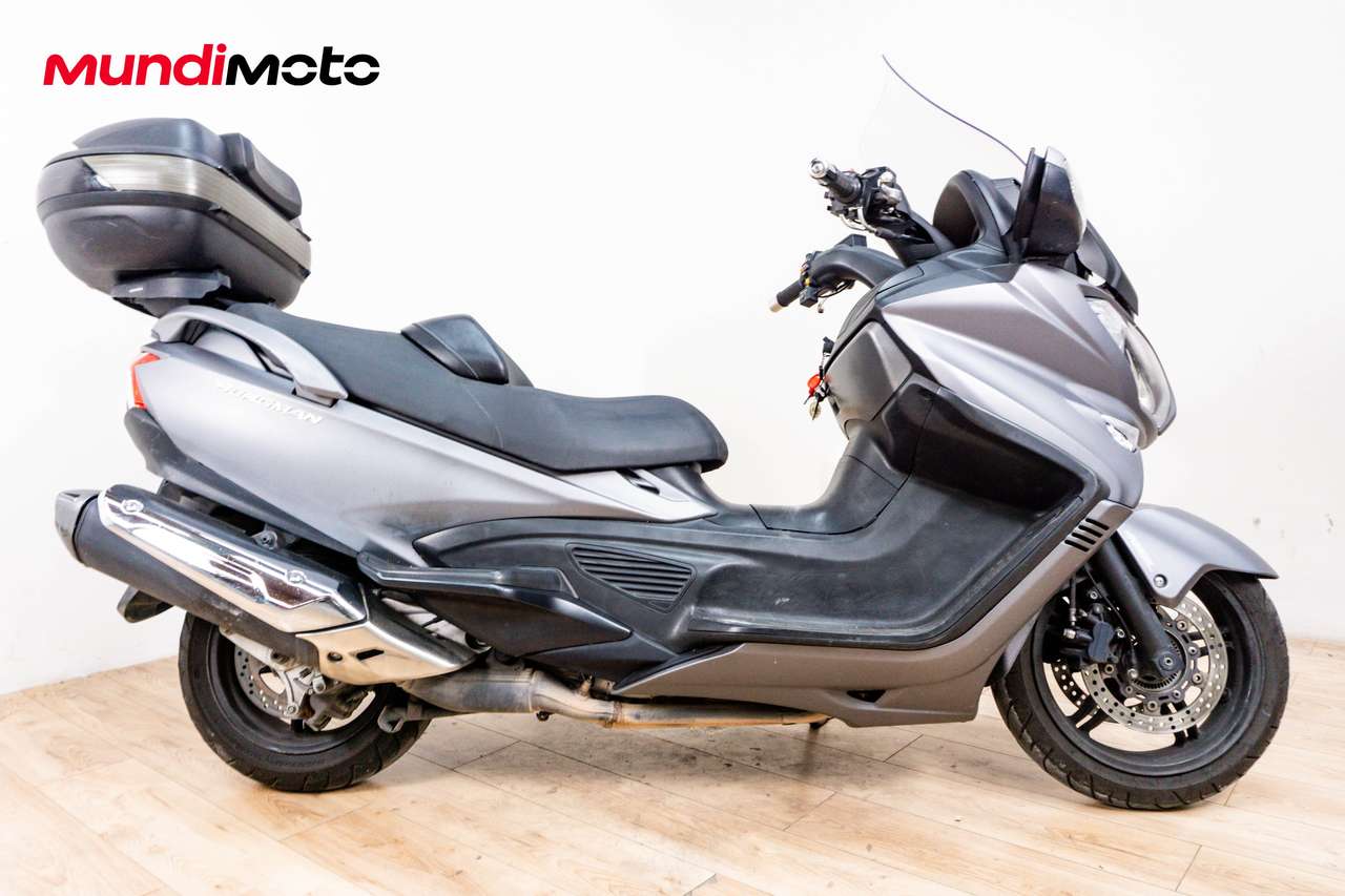 Suzuki Burgman 650