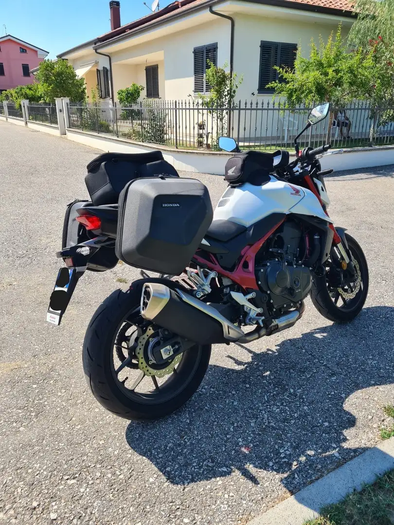Honda Hornet Honda Hornet Naked 750 Bianco - 2