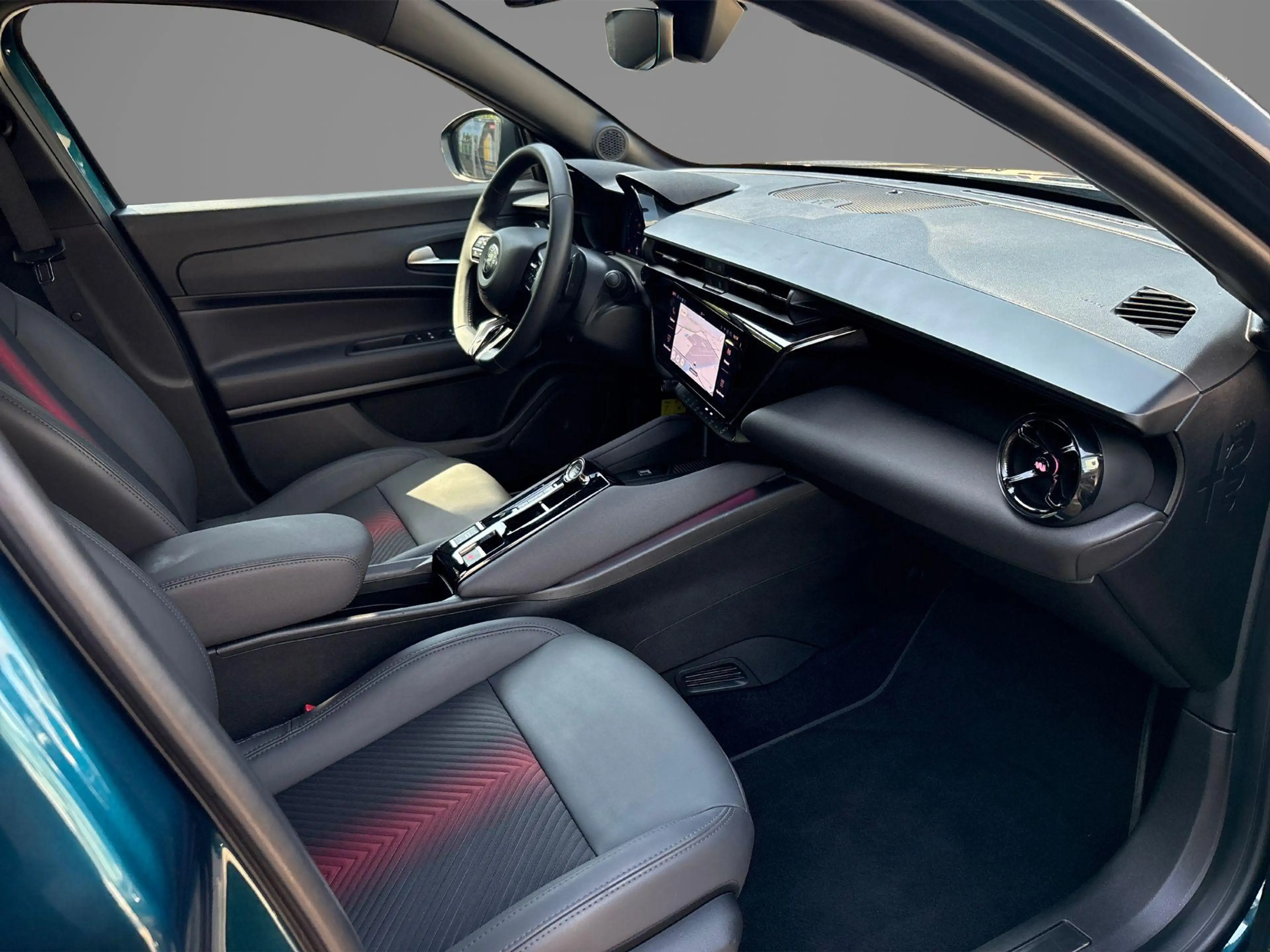 Alfa Romeo Junior 1.2 Turbo Hybrid Ibrida Speciale | Navigatie | Par — photo 5