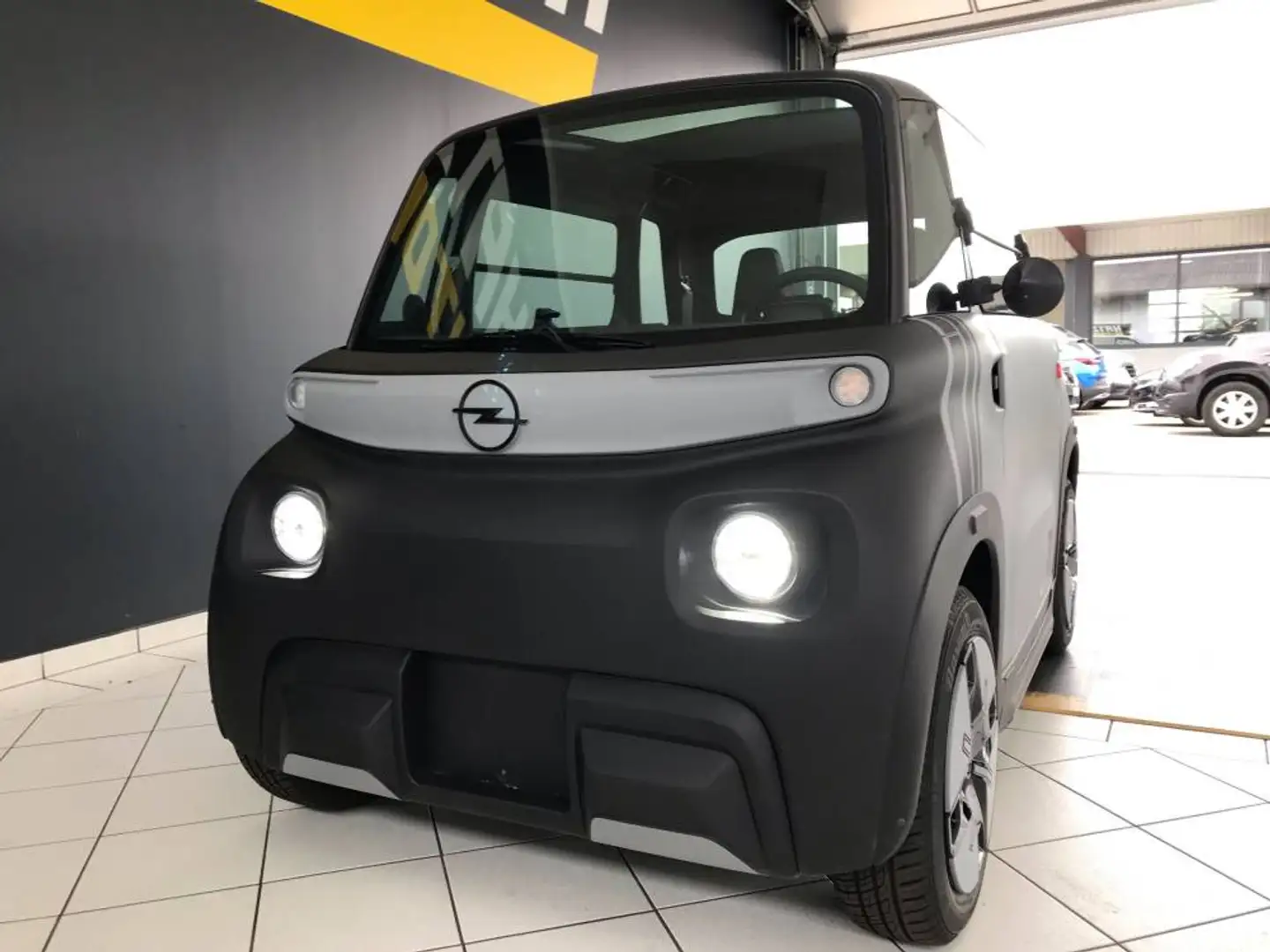 Opel Rocks-e Club Grau - 2
