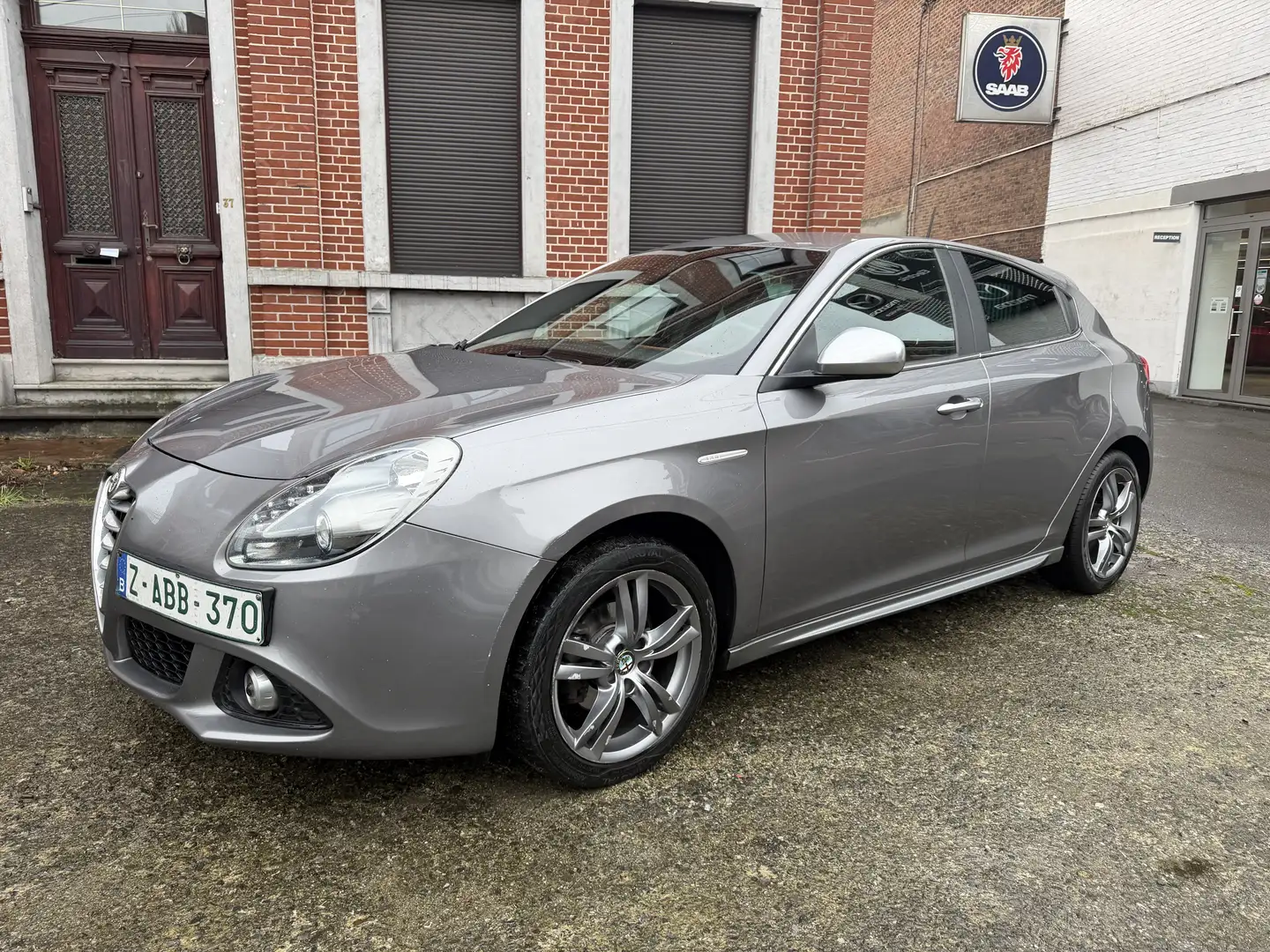 Alfa Romeo Giulietta Giulietta 1.4 TB Progression Grijs - 1