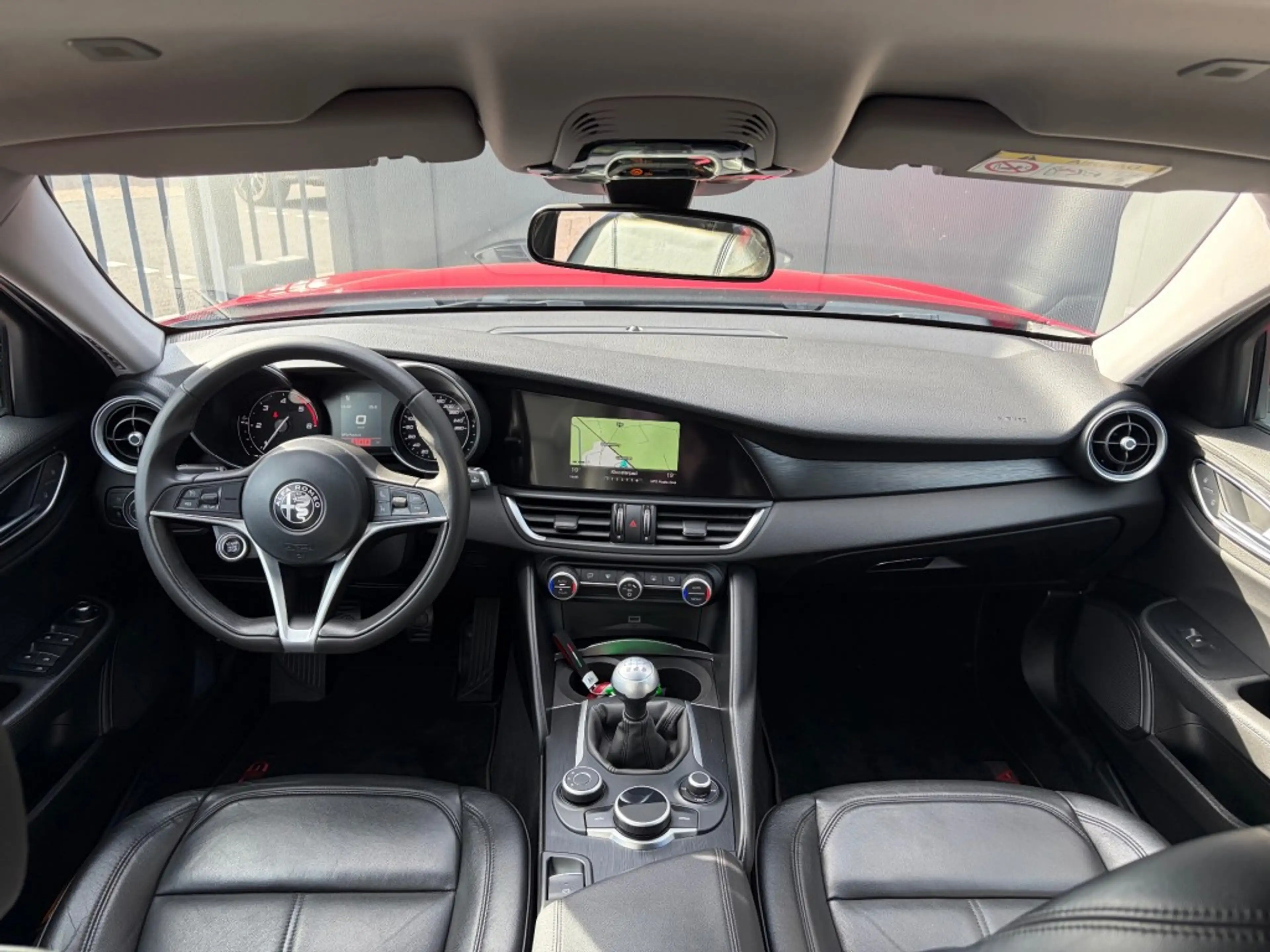 Alfa Romeo Giulia 2.2 Leder Navi Xenon Cruise PDC — photo 6