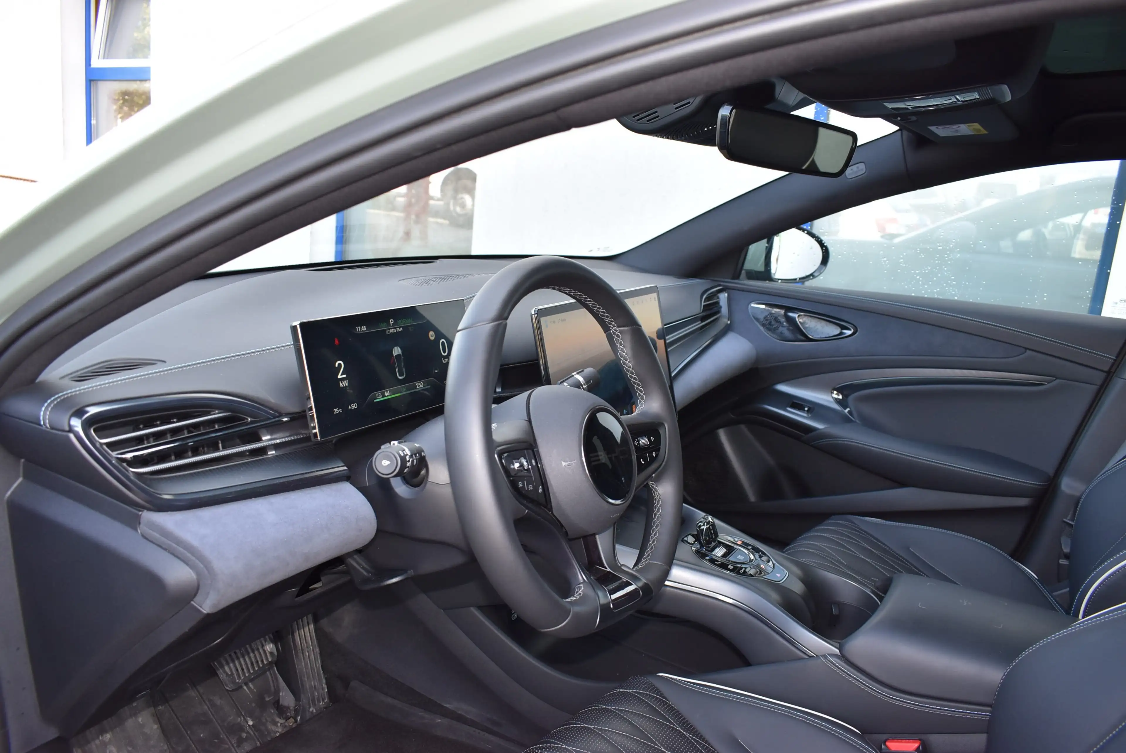 BYD Seal 230 kW RWD Design — photo 9