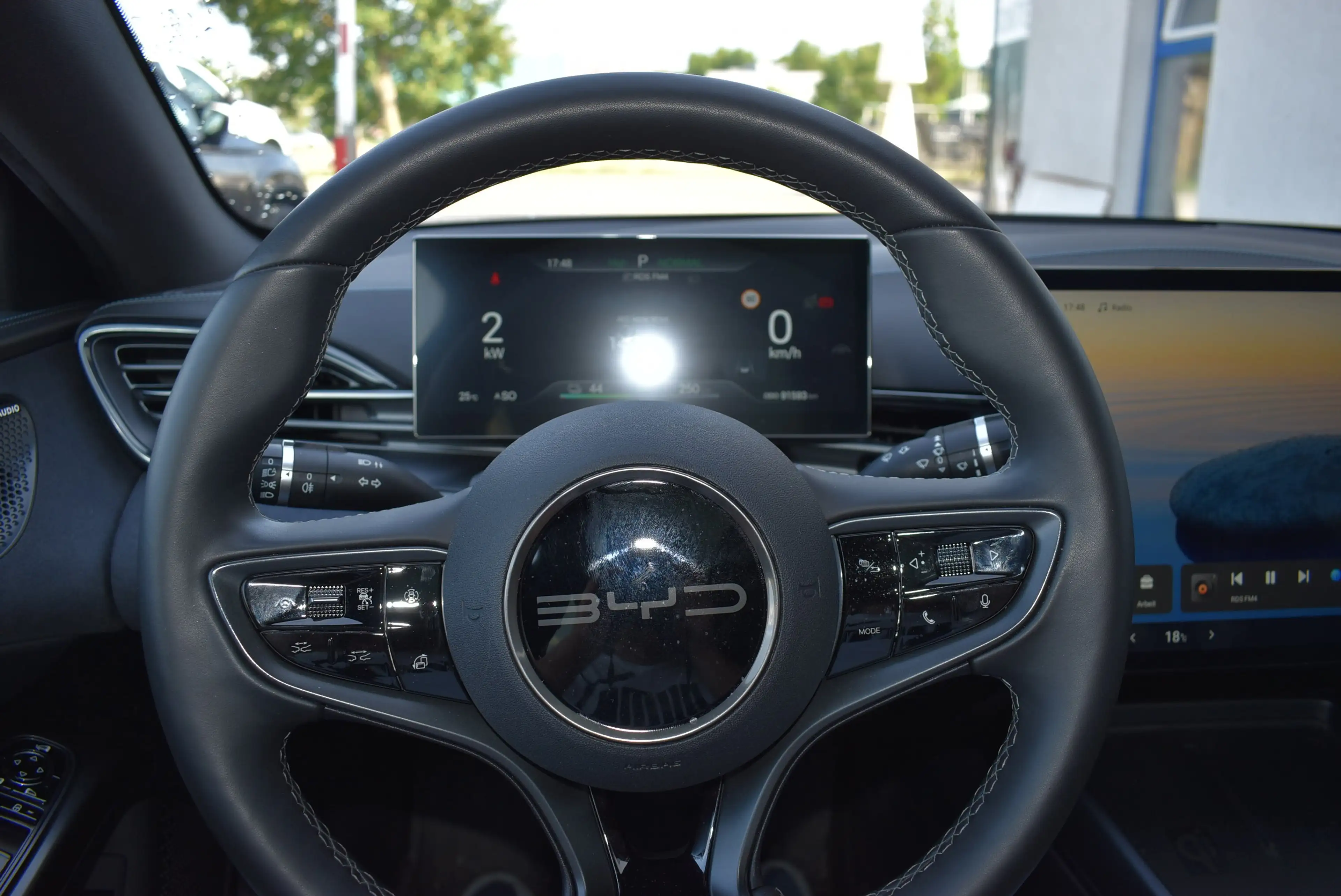 BYD Seal 230 kW RWD Design — photo 11