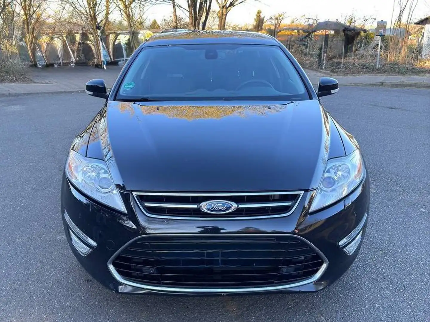 Ford Mondeo Mondeo Turnier 2.0 TDCi Aut. Titanium Schwarz - 2