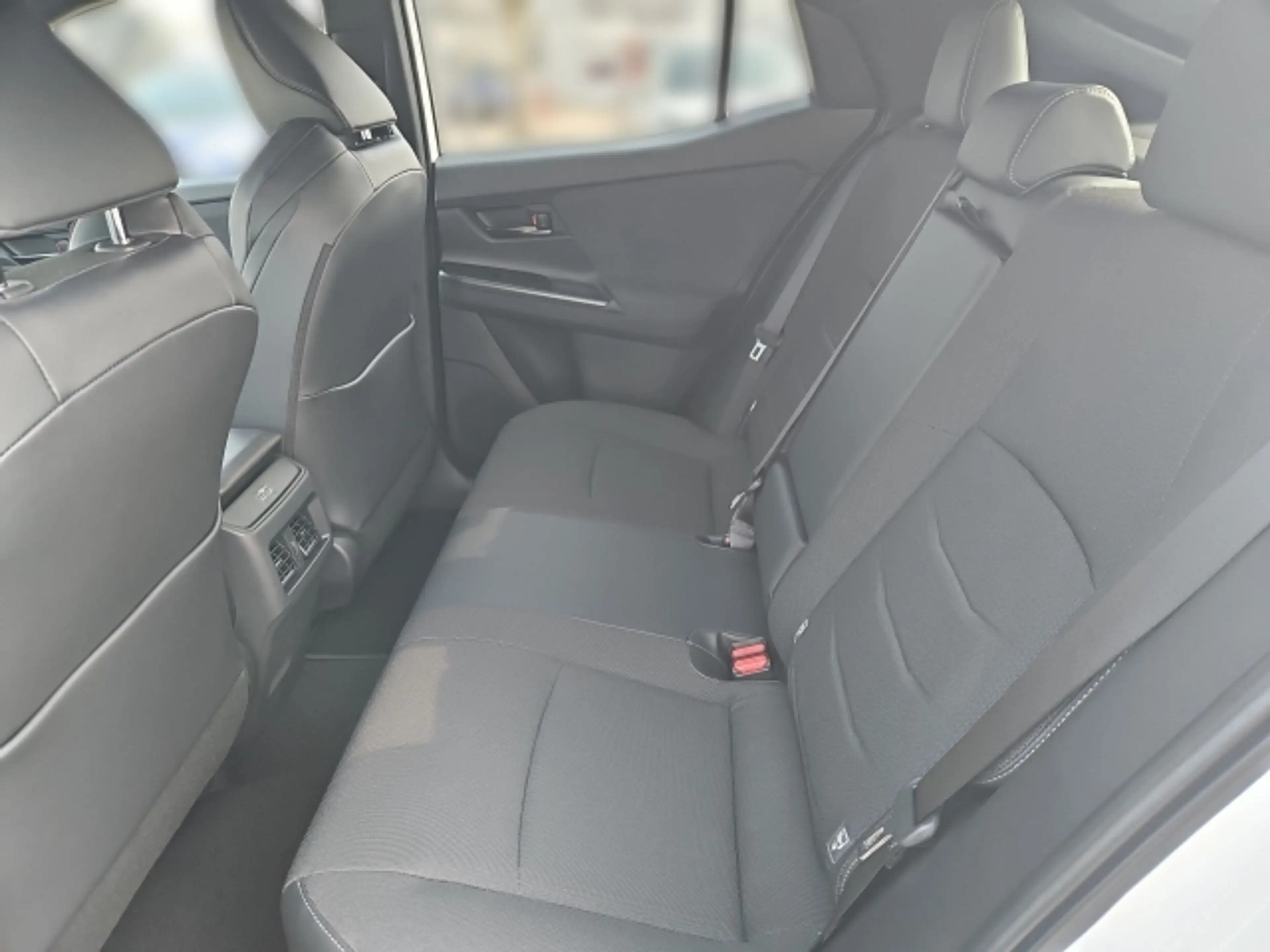 Toyota C-HR+ C-HR+ 5-Türer Teamplayer Elektromotor / 77 — photo 8
