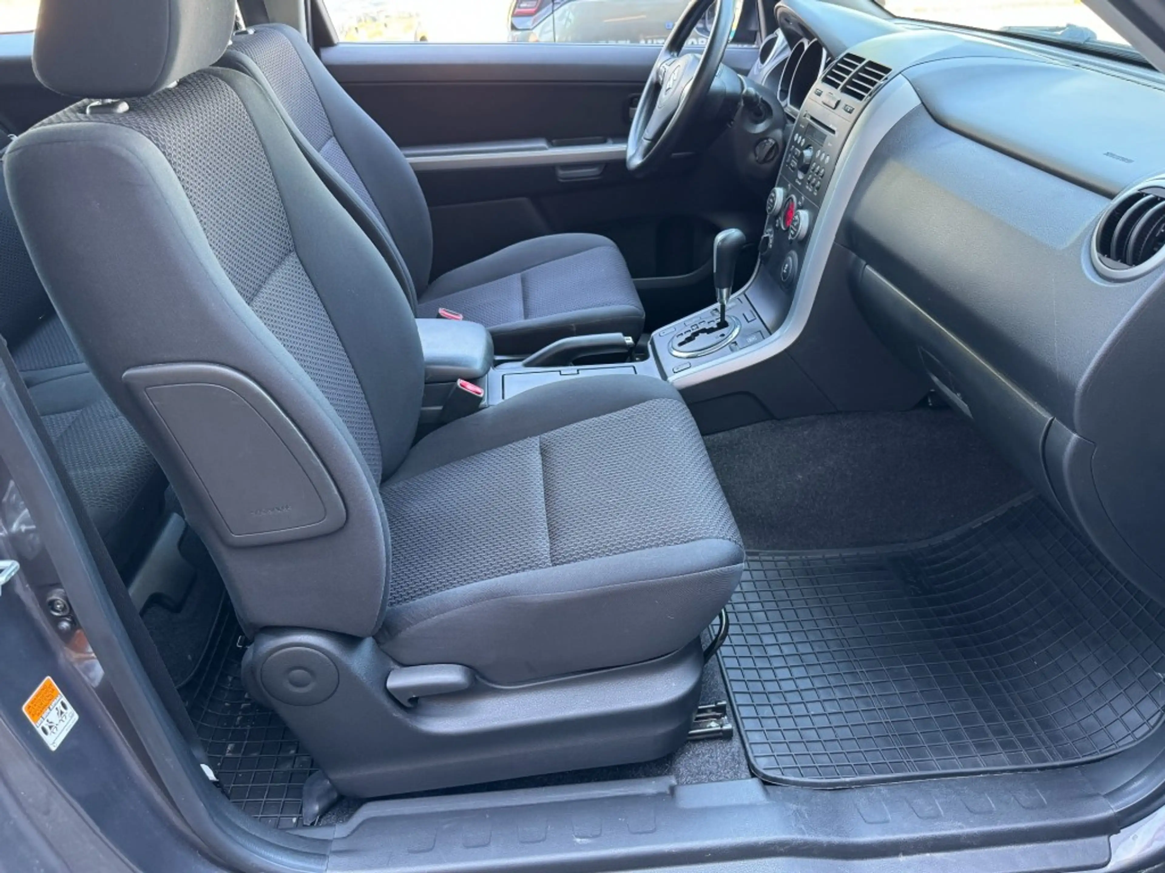 Suzuki Grand Vitara 2.4 Exclusive 3-deurs AUTOMAAT 4x4 — photo 3