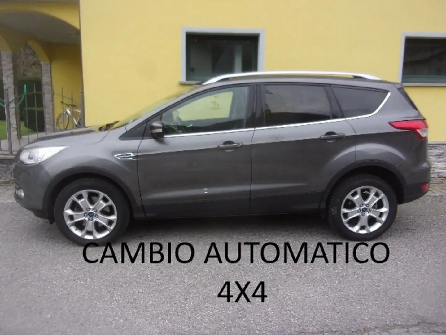 Ford Kuga 2.0 tdci Titanium X 4wd 163cv powershift Grau - 2