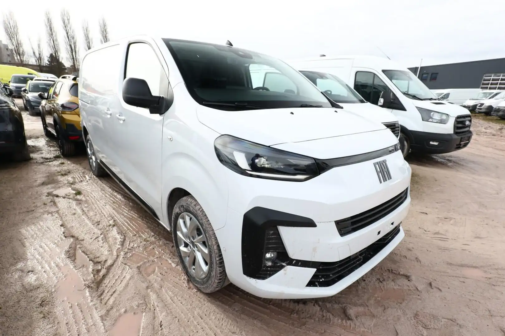 Fiat Scudo AT AHK LED Navi10" Keyl LM17" ACC Kam PDC 130 k... Weiß - 2
