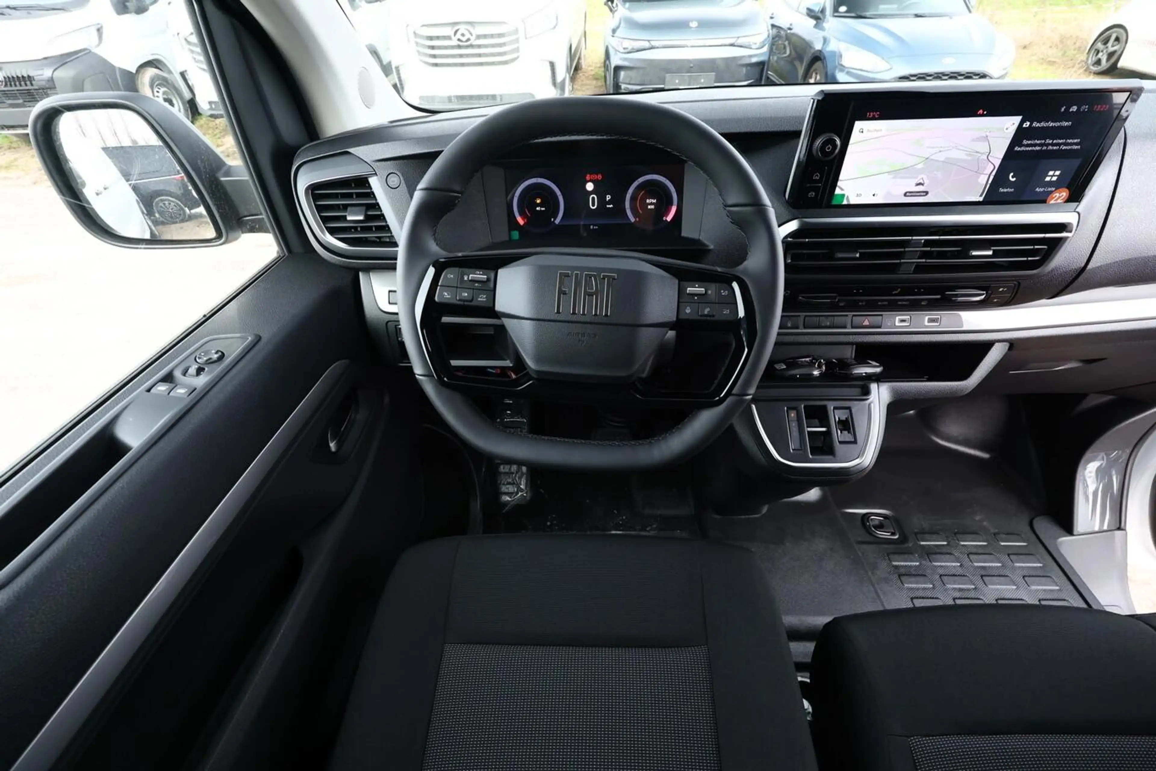 Fiat Scudo AT AHK LED Navi10" Keyl LM17" ACC Kam PDC 130 k... — photo 7