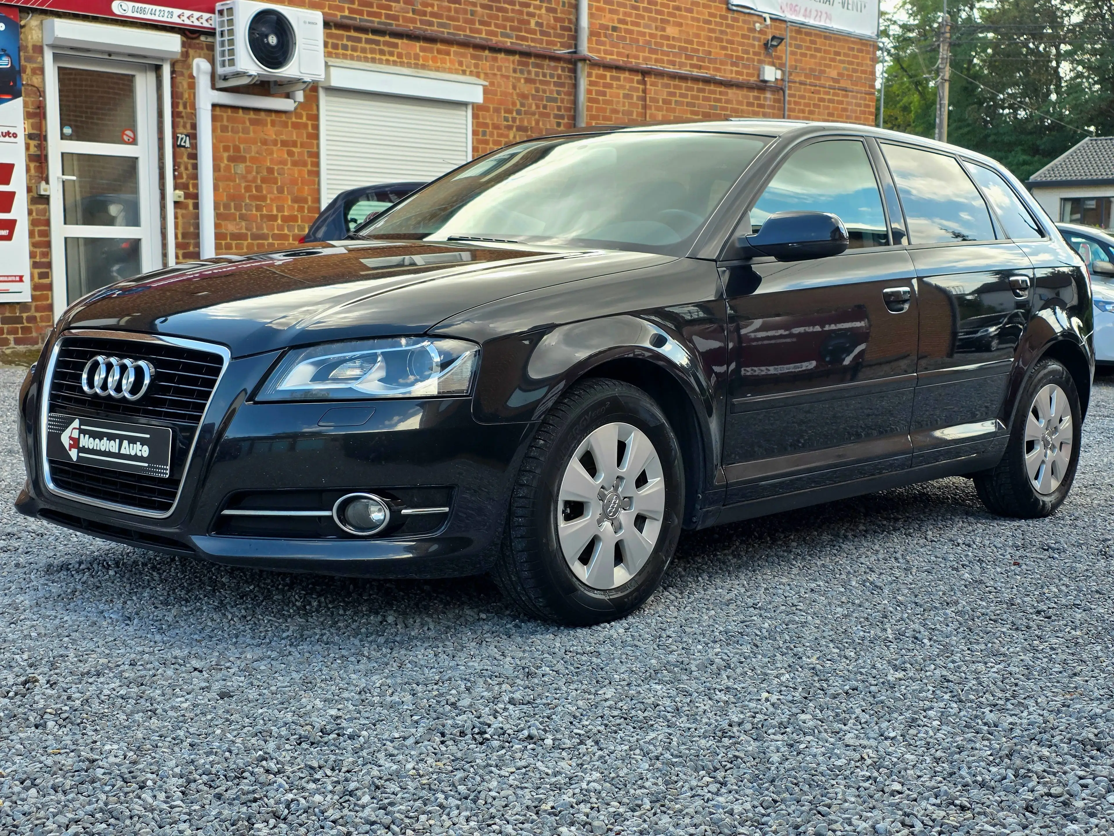 Audi A3 A3 Sportback 1.6 TDi e Attraction Start/Stop DPF — photo 2