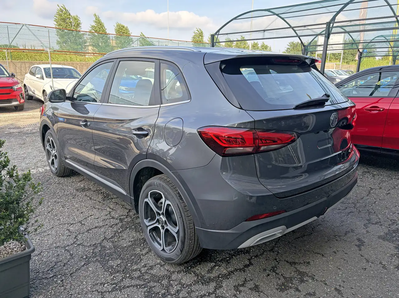 MG ZS